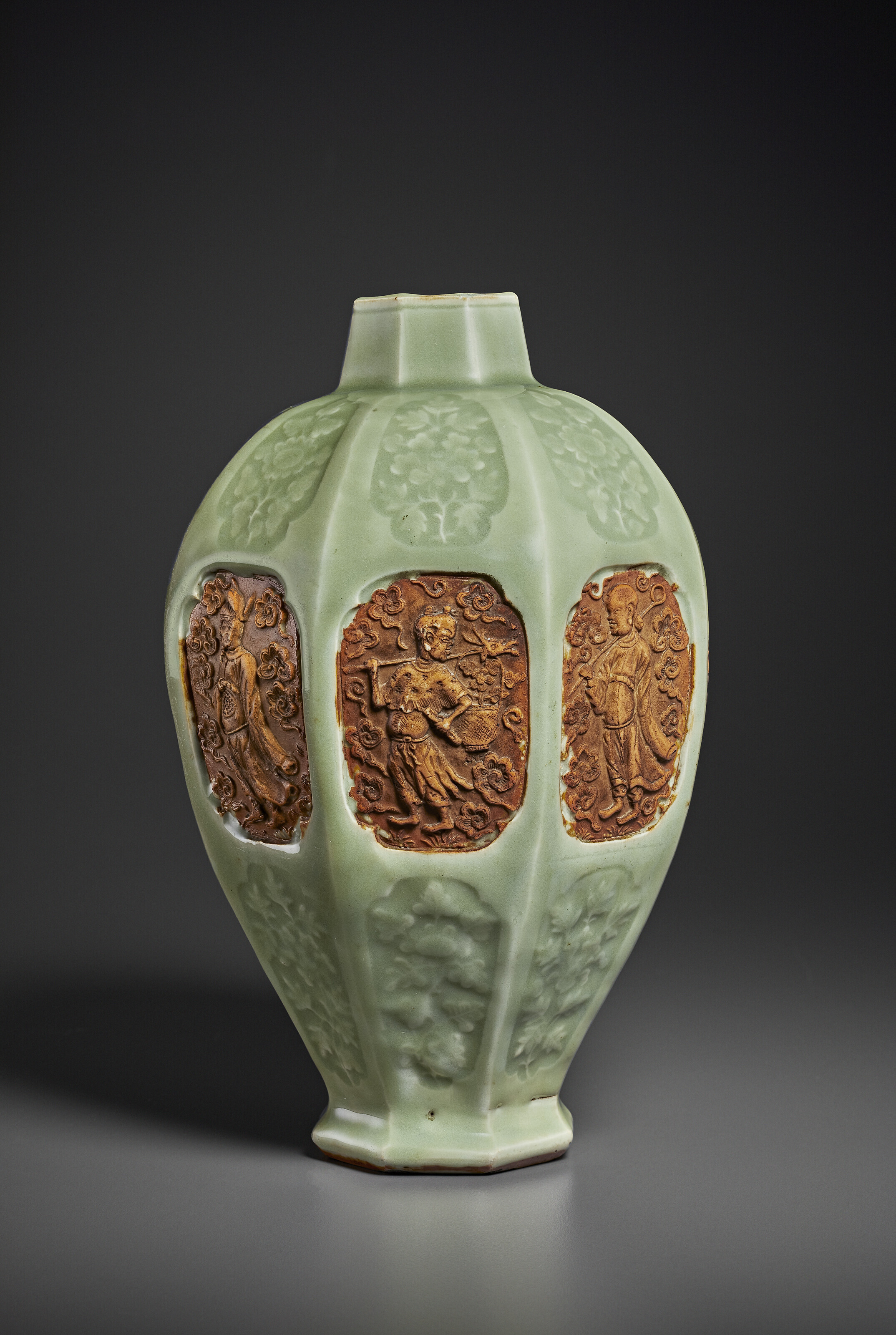 元十四世紀龍泉窯青釉露胎開光八仙紋梅瓶, YUAN DYNASTY, 14TH CENTURY | Christie's