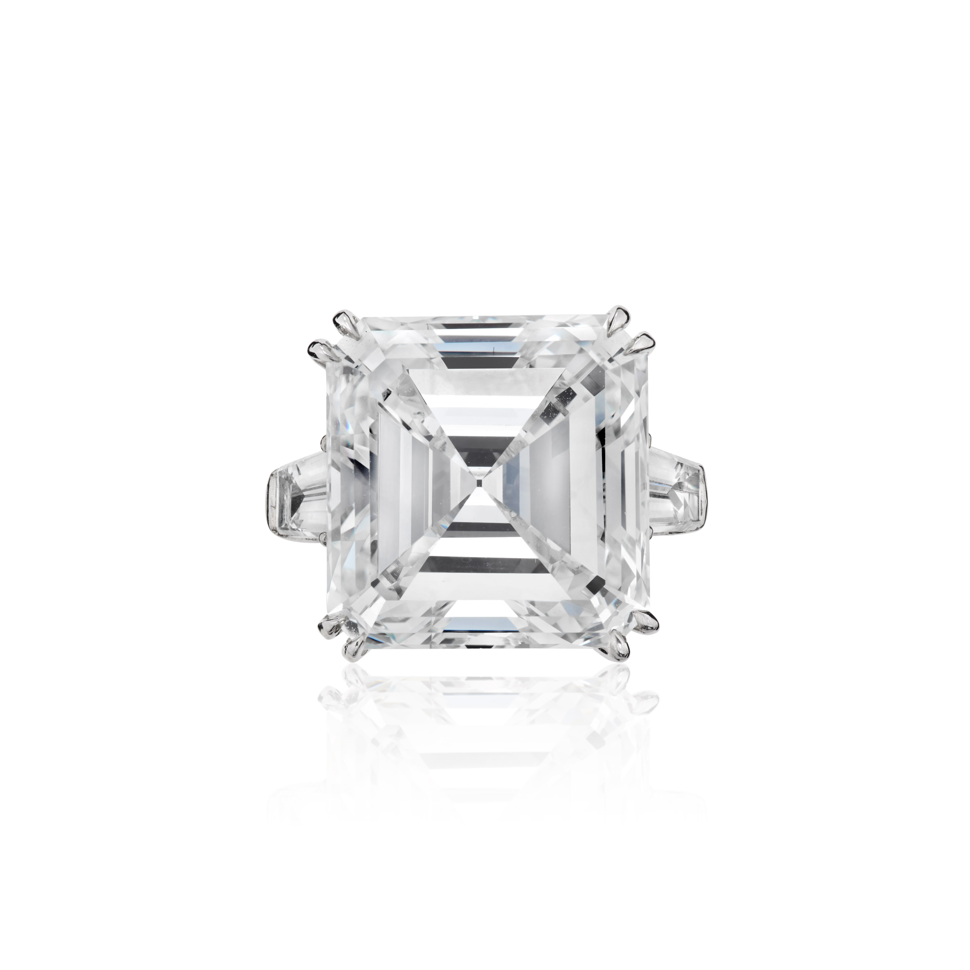 NO RESERVE DIAMOND RING ATTRIBUTED TO HARRY WINSTON 43 OFF