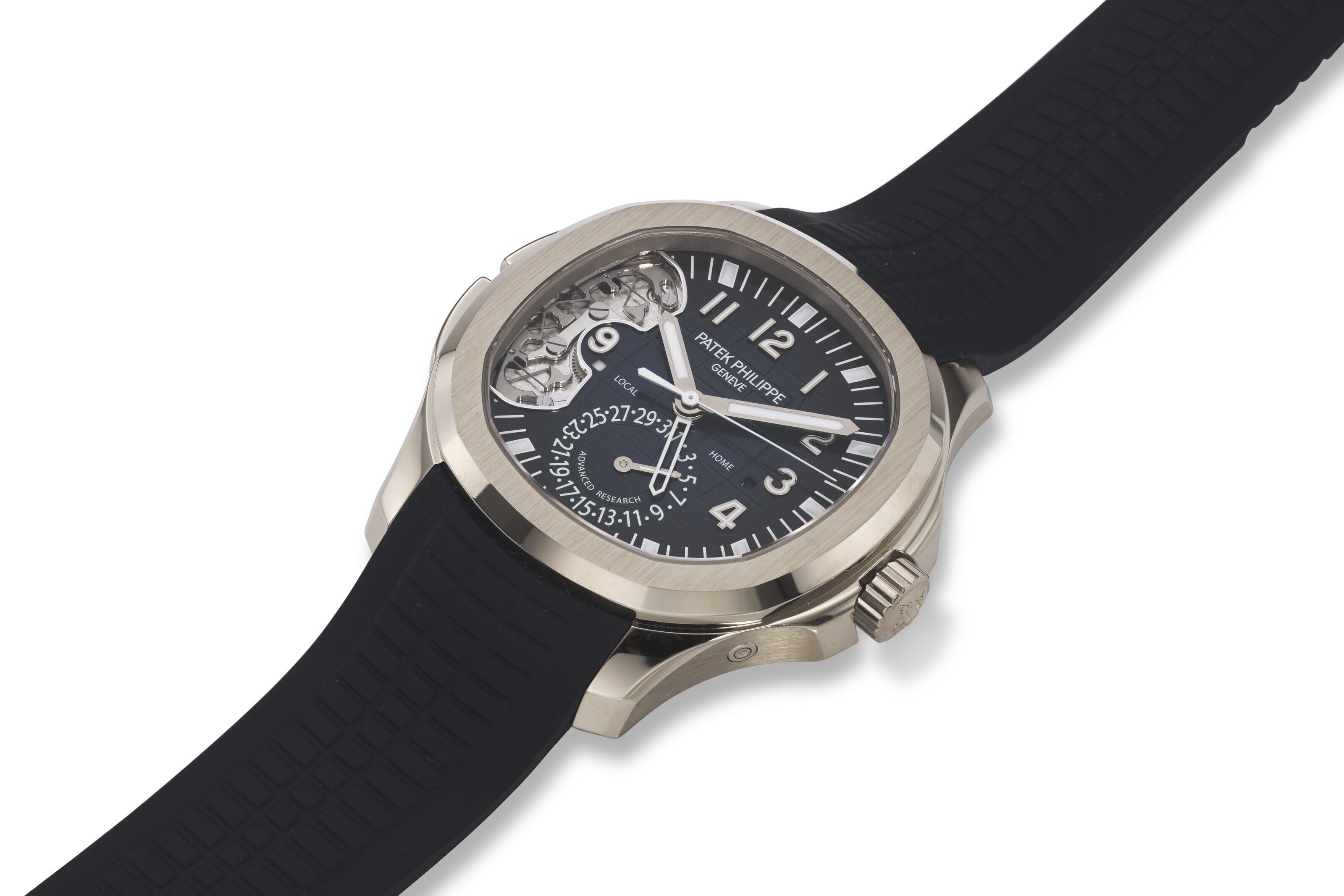 5650 patek store