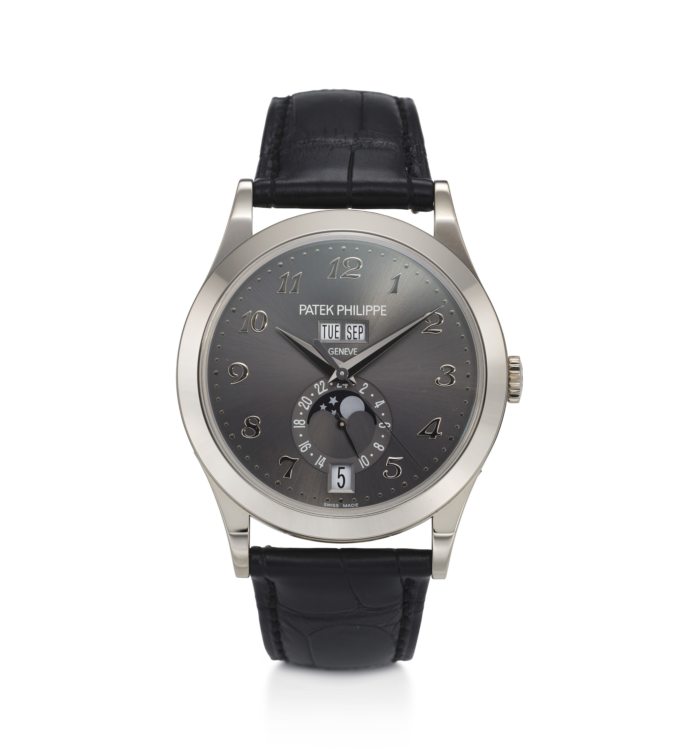 PATEK PHILIPPE REF. 5396G 014 A VERY FINE 18K WHITE GOLD ANNUAL
