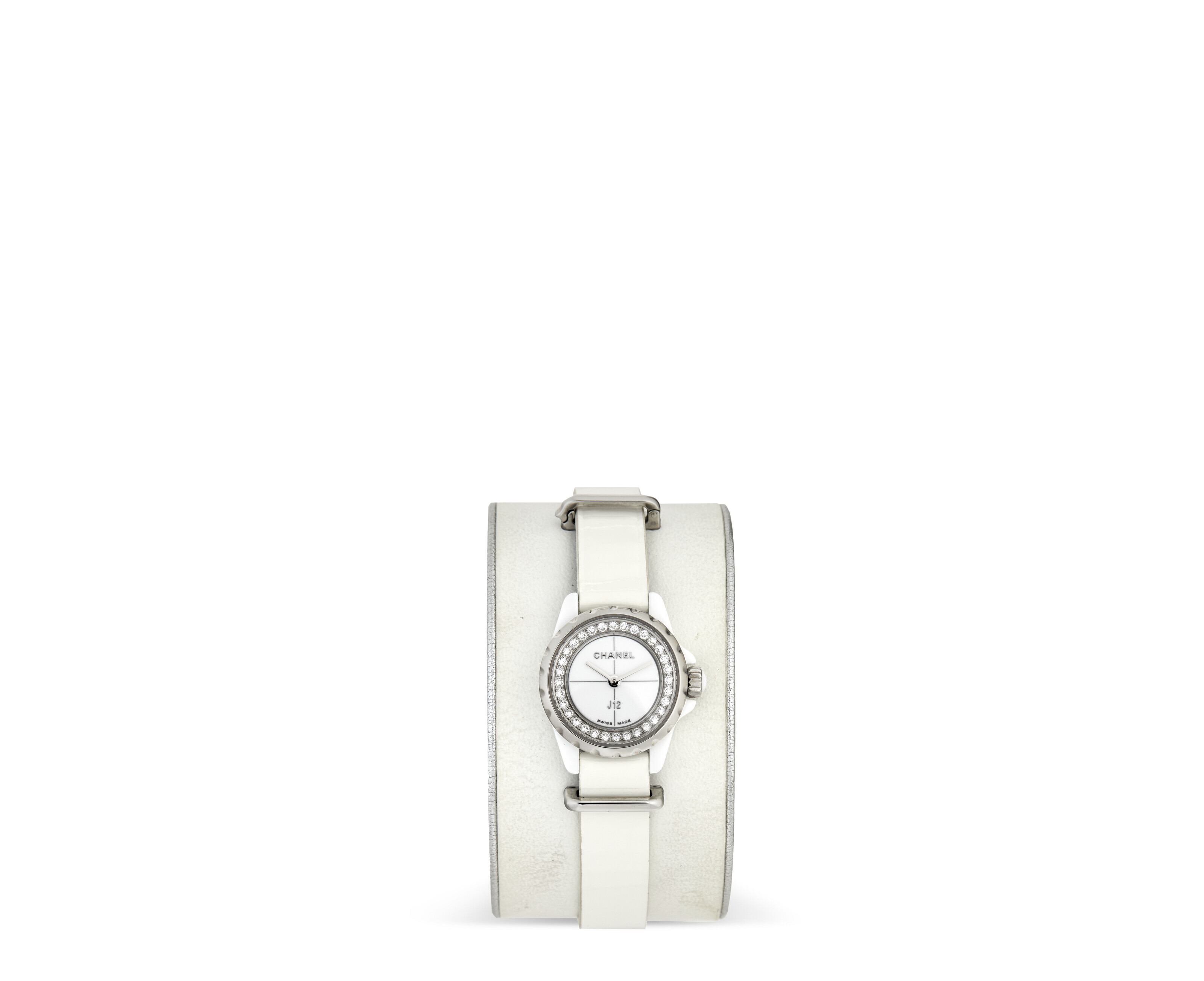 A WHITE PATENT LEATHER J12 XS WATCH WITH STEEL HARDWARE CHANEL CIRCA 2015 Christie s
