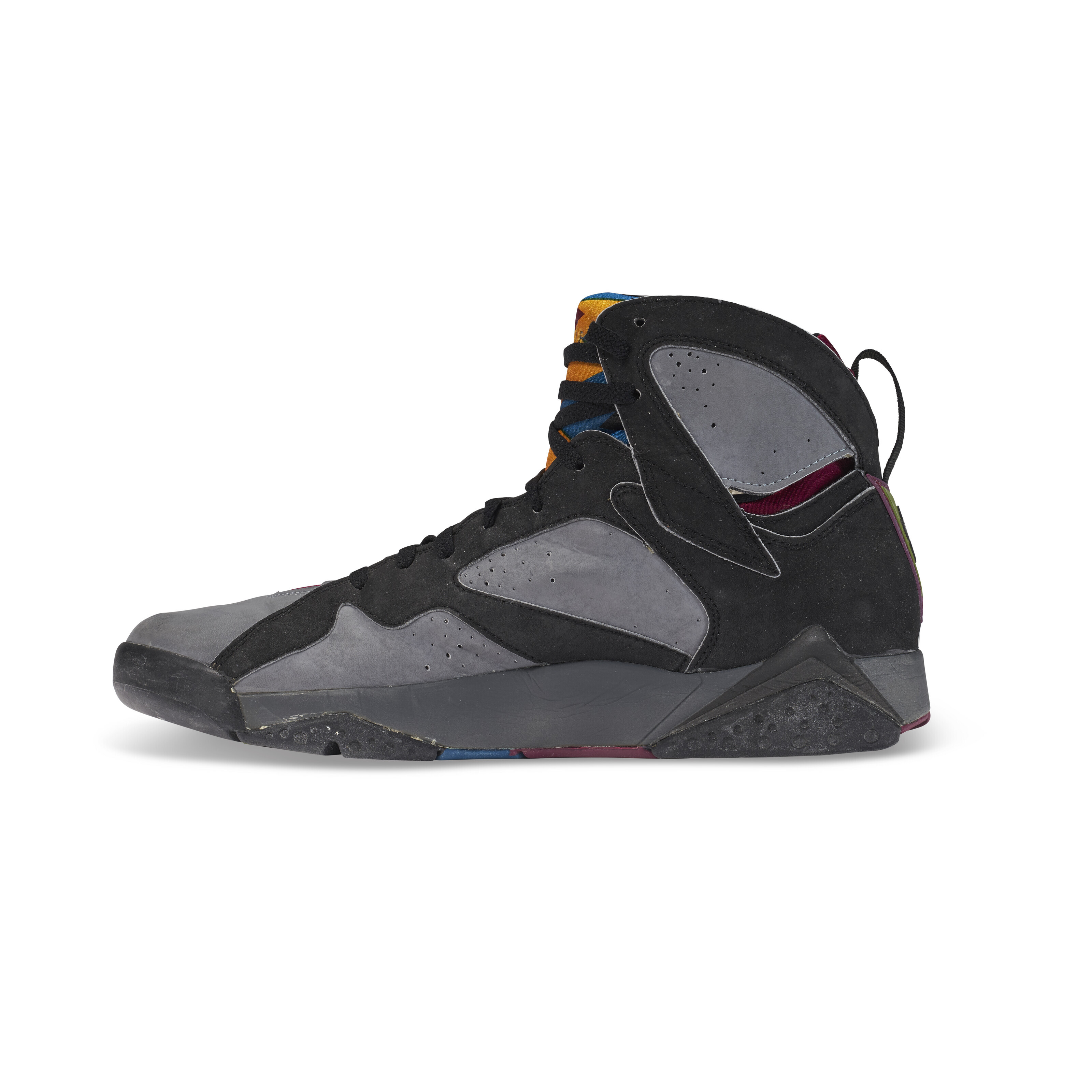 venganza sufrimiento tubo MICHAEL JORDAN DUAL SIGNED AIR JORDAN VII 'BORDEAUX' SNEAKERS, NIKE, 1992 |  Christie's