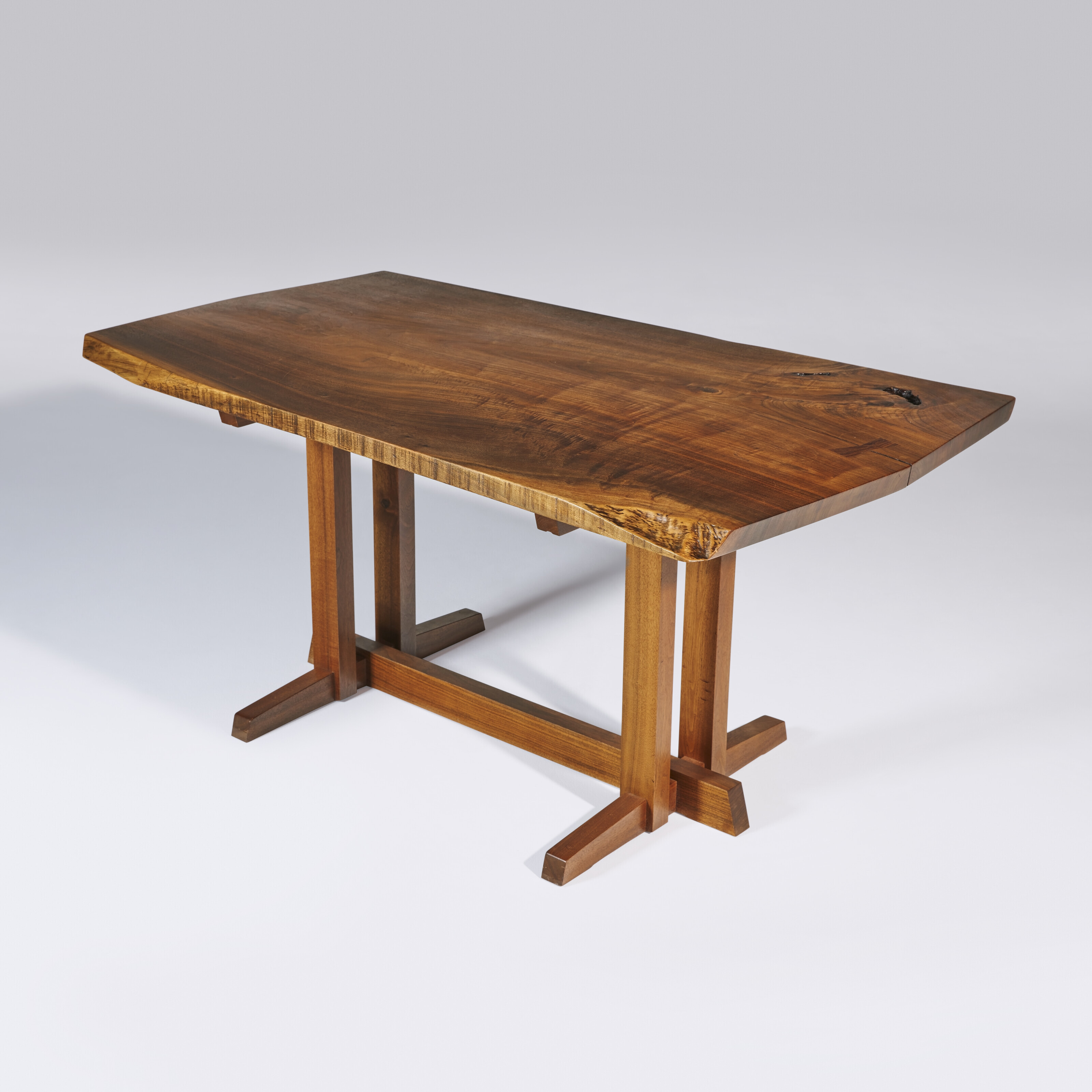 GEORGE NAKASHIMA (1905-1990) GEORGE NAKASHIMA (1905-1990)