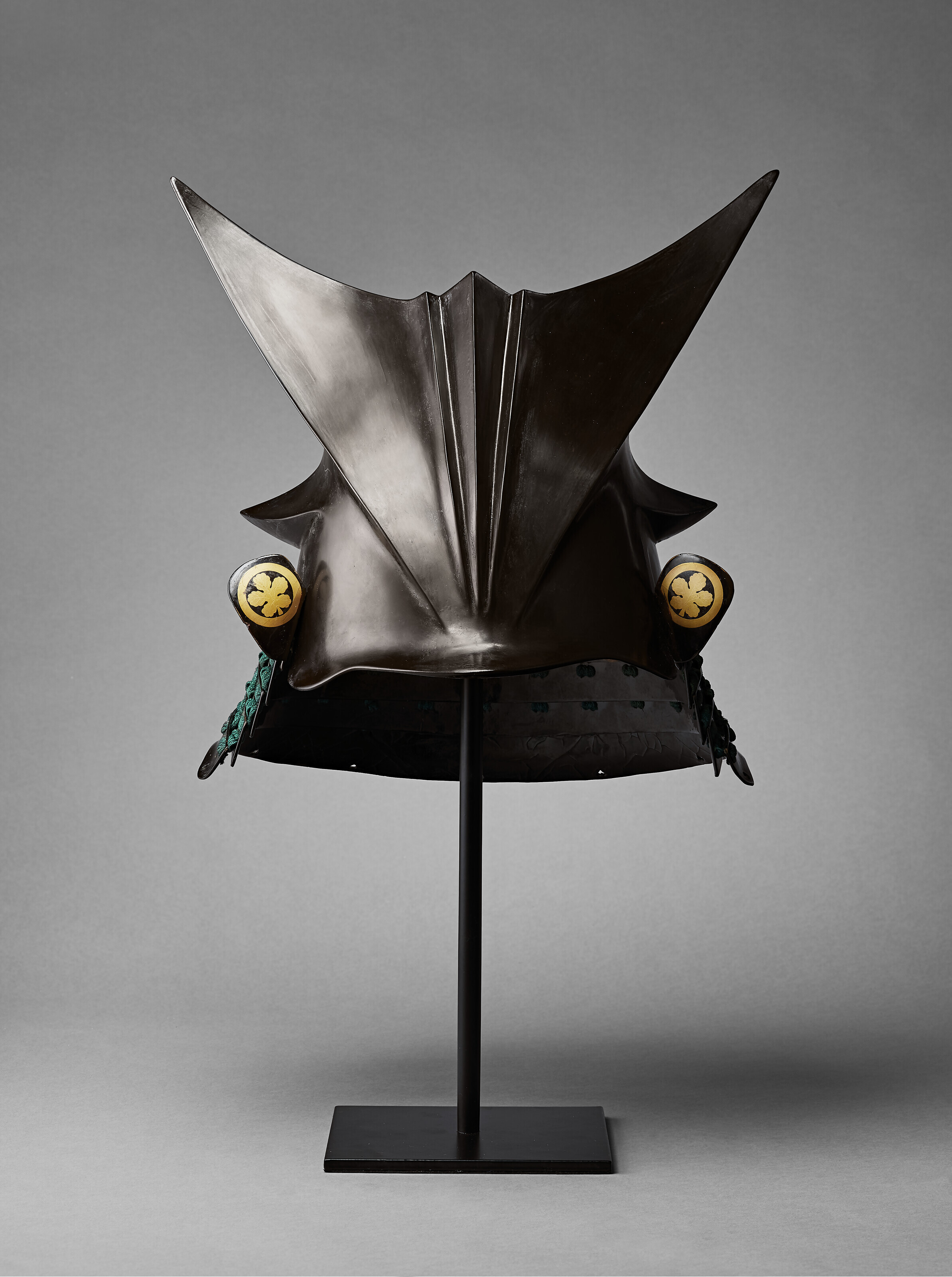 AN IRON UCHIDASHI GOMAIDO-GUSOKU (ARMOR), EDO PERIOD (19TH