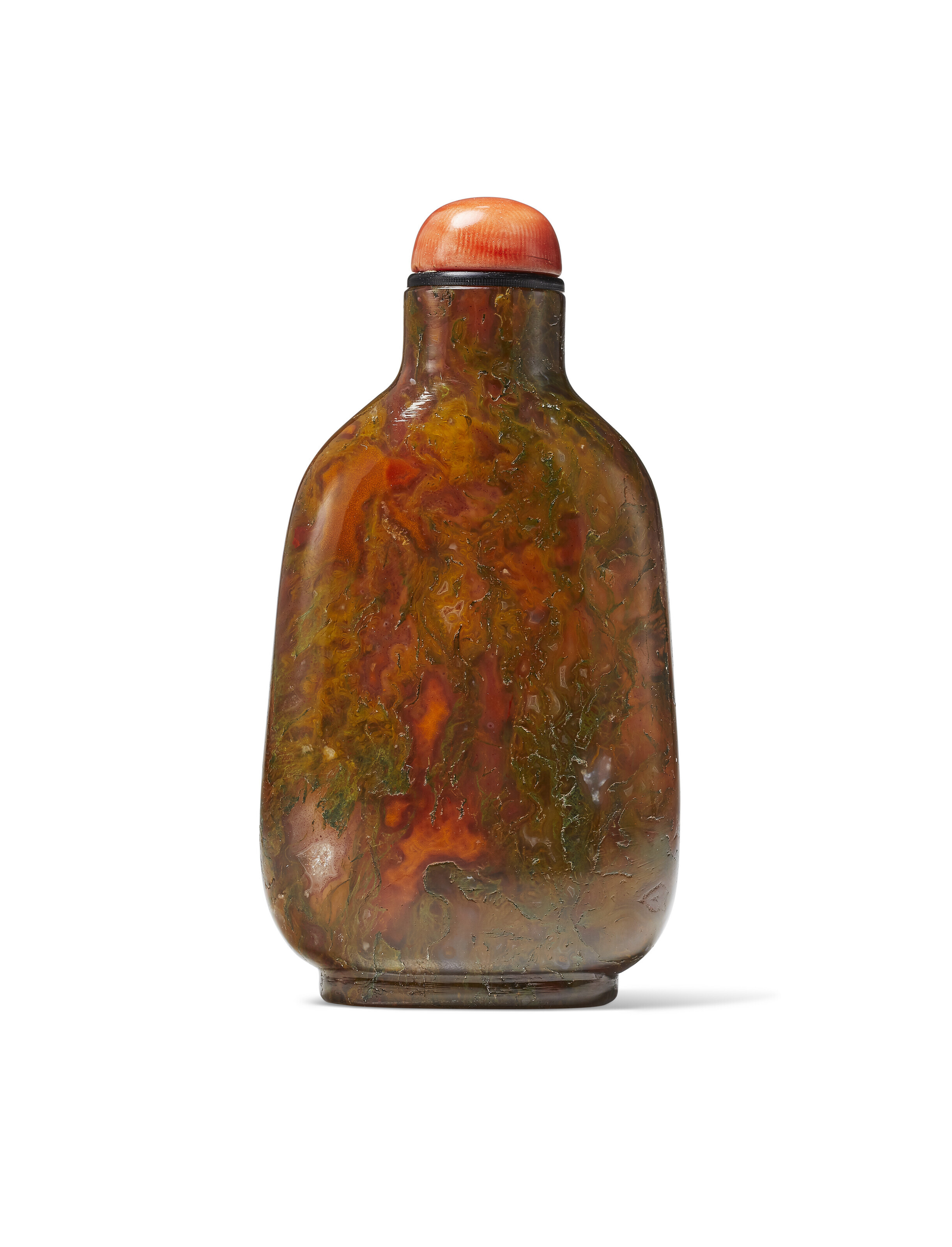 A CARVED AMBER SNUFF BOTTLE, 1800-1880 | Christie's
