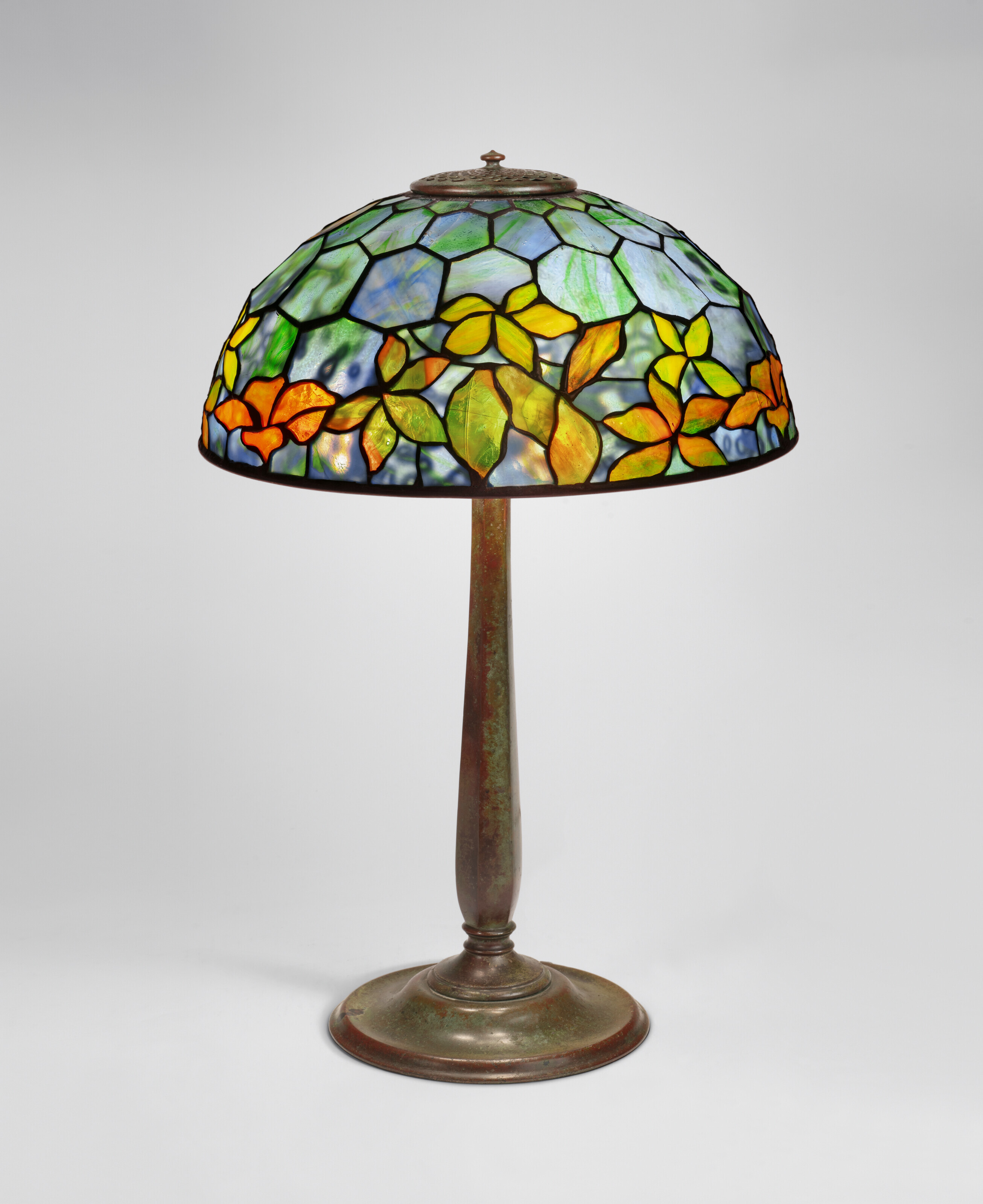 TIFFANY STUDIOS - 'woodbine' table lamp, circa 1905