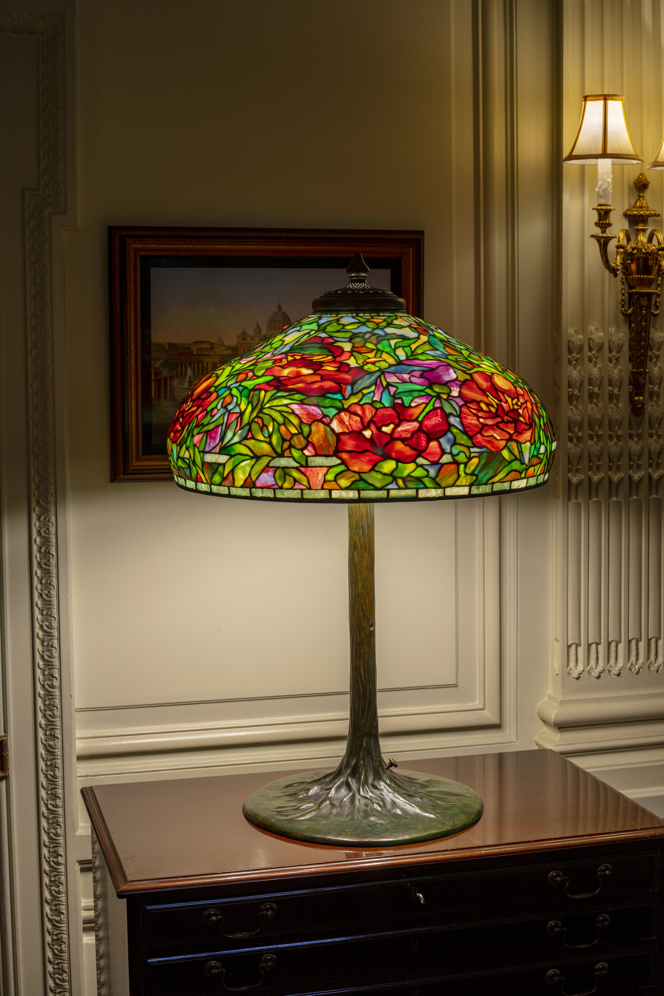 TIFFANY STUDIOS, 'Elaborate Peony' Table Lamp, circa 1910 | Christie's