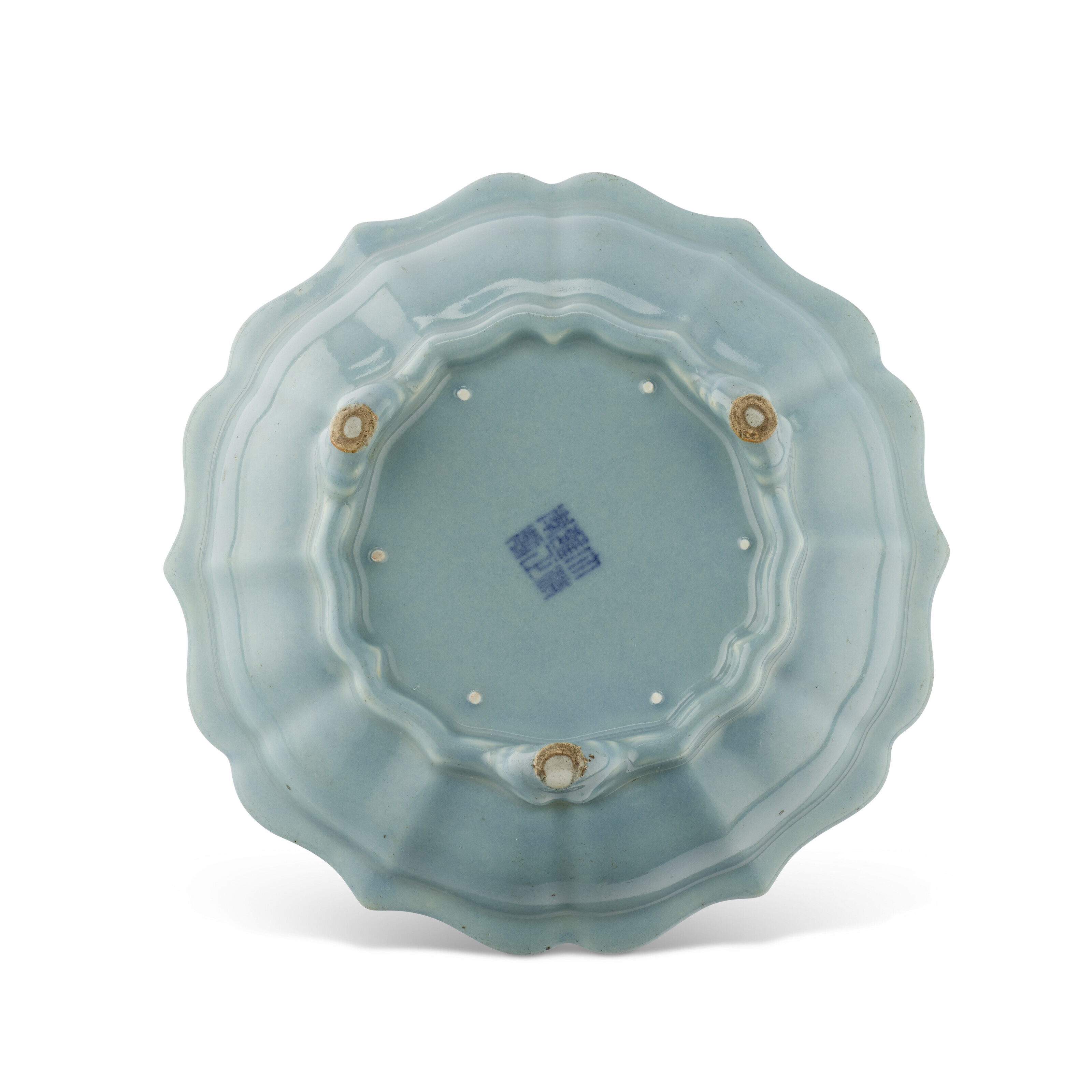 中国美術 青花 折口 盤 φ48.5cm(A369) 中国美術 青花 折口 盤 φ48.5cm(A369) A blue and white bowl