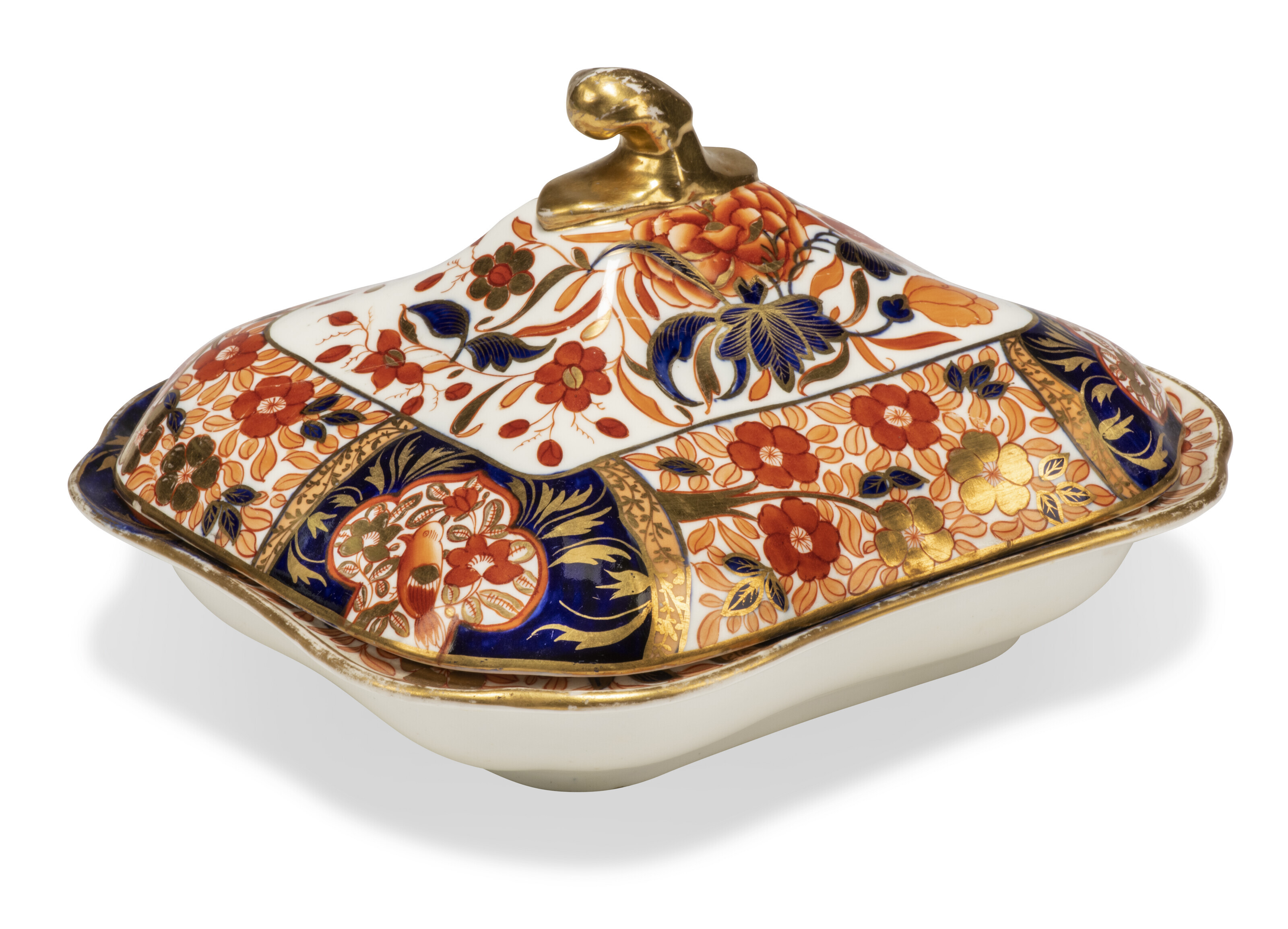A COALPORT AND COPELAND PORCELAIN IMARI-PATTERN COMPOSITE PART