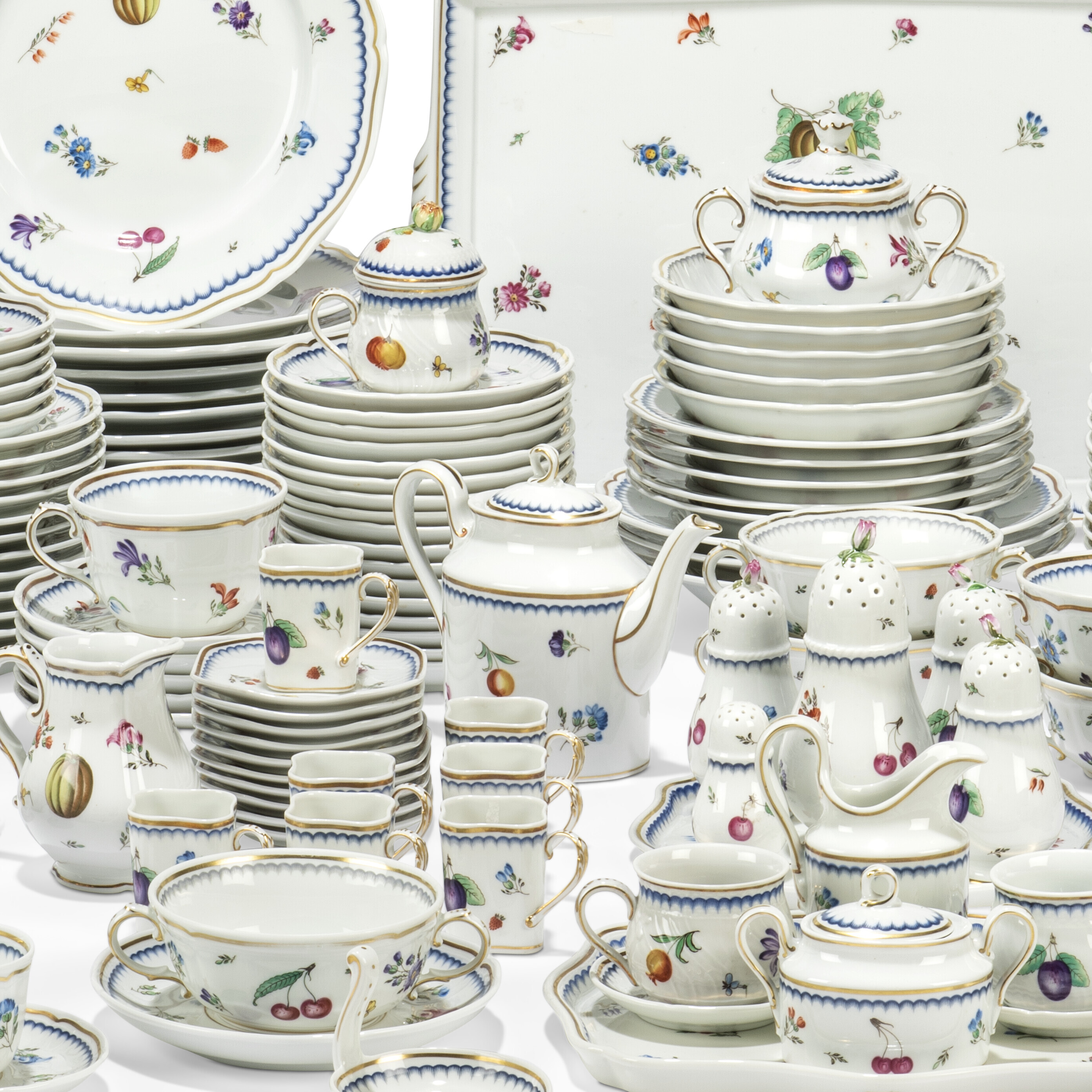 A RICHARD GINORI PORCELAIN 'ITALIAN FRUIT' PATTERN PART TABLE