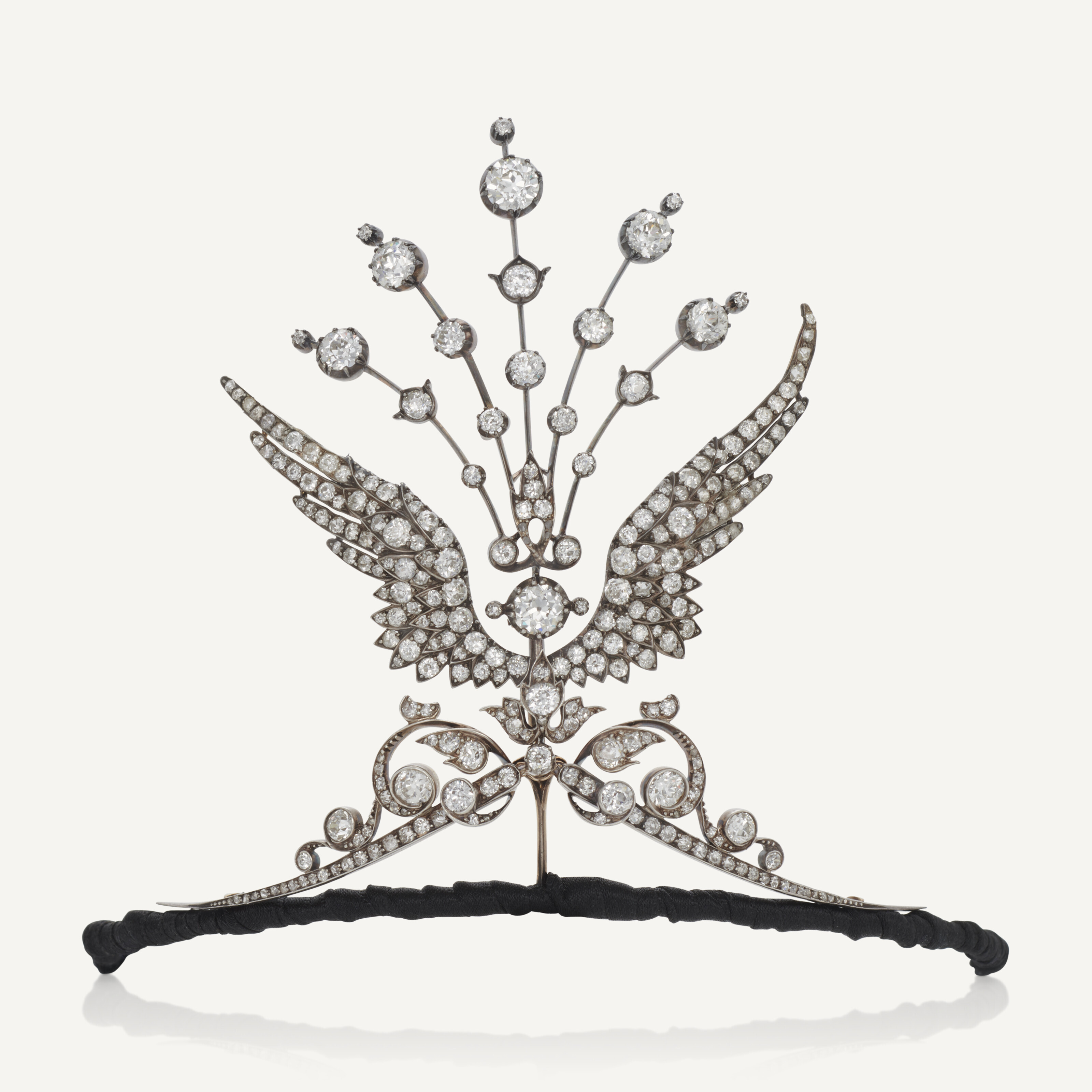 A diamond aigrette/tiara, circa 1900. Size/dimensions: inner circumference 21 cm, height 10 cm. Sold for £52,920 on 15 June 2023 at Christie’s Online