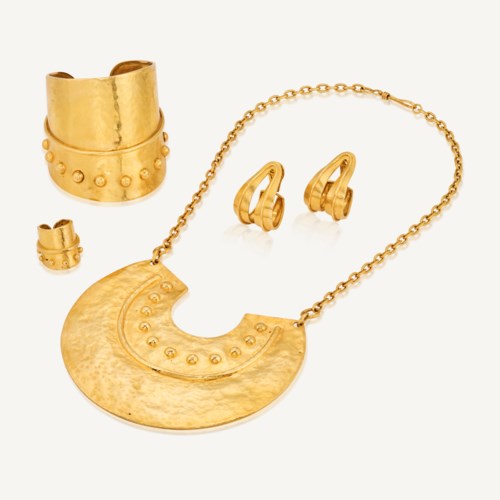 NO RESERVE | ZOLOTAS SUITE OF JEWELLERY