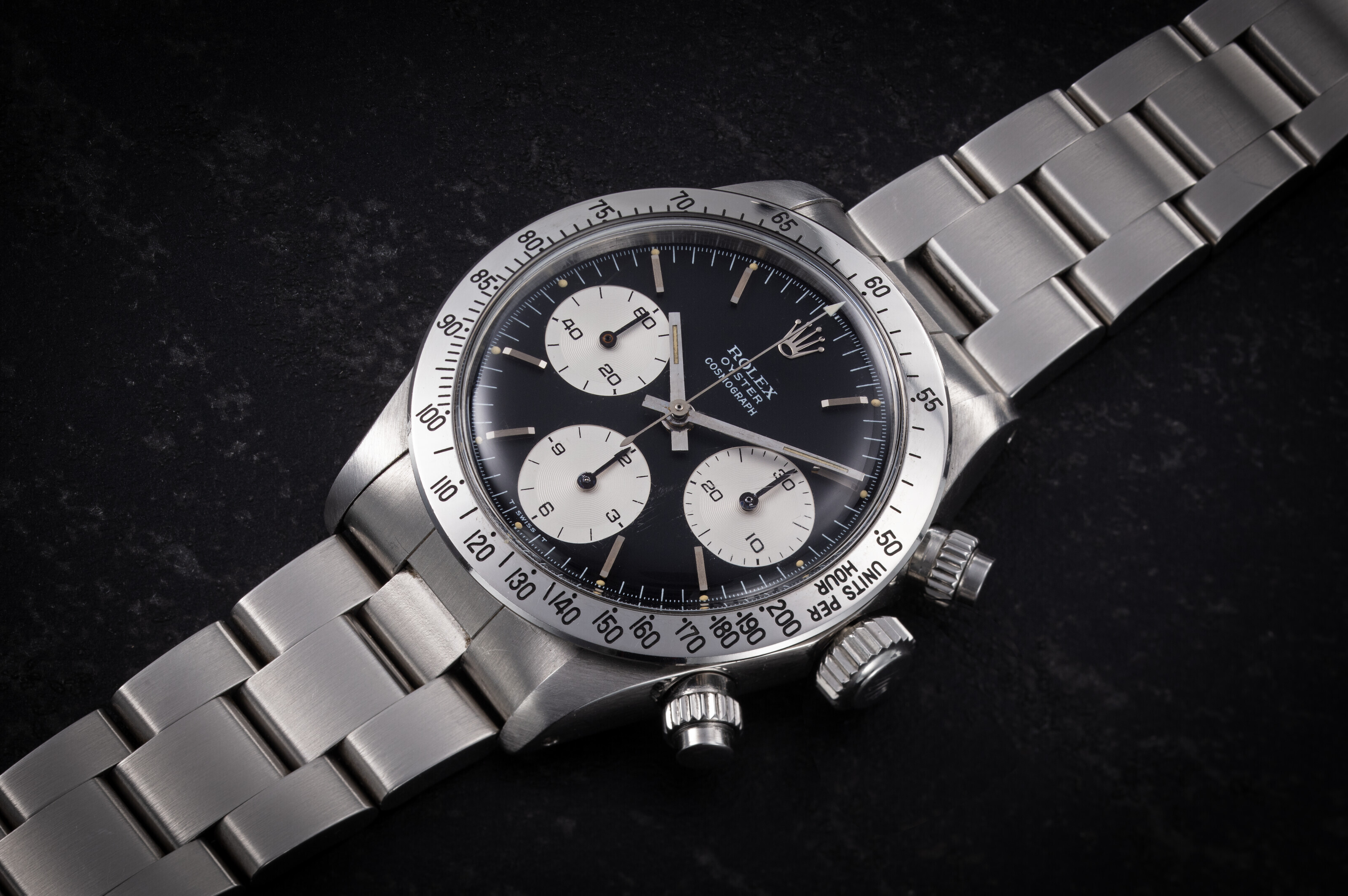 ROLEX, DAYTONA REF. 6239, A STEEL MANUAL-WINDING CHRONOGRAPH, CASE