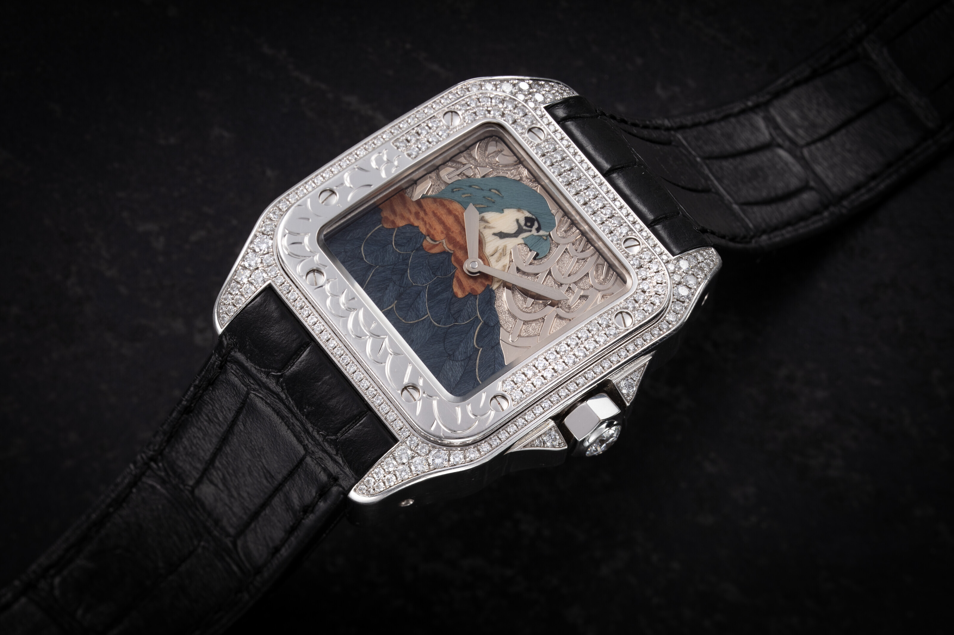 CARTIER SANTOS 100 FALCON D'ART, A LIMITED EDITION GOLD AND