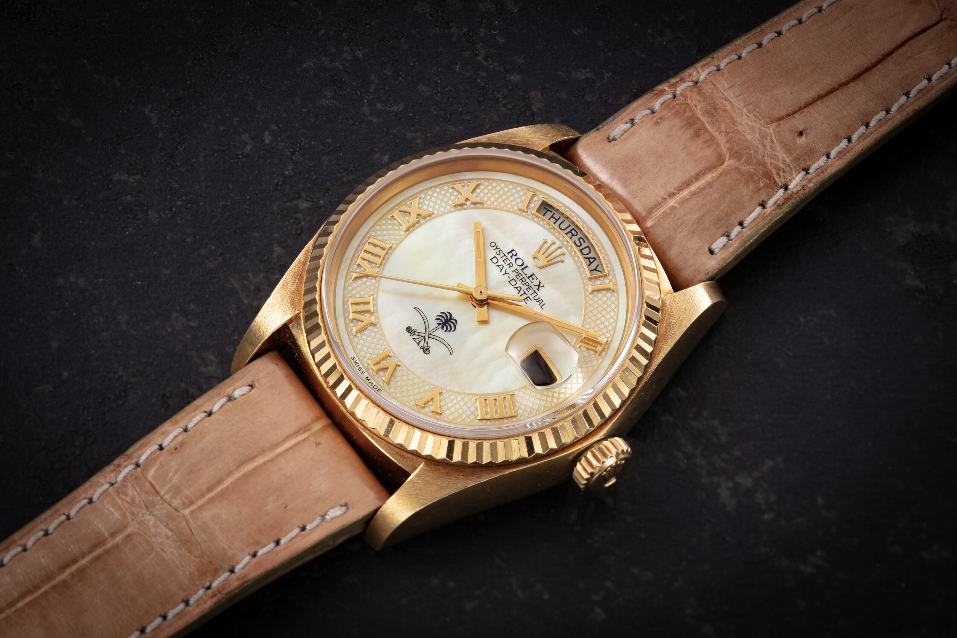 Cartier ノベルティ ルーペ キズミ カルティエ/ゴンドーロPM/PARISローマンダイヤル/18KYG/手巻き