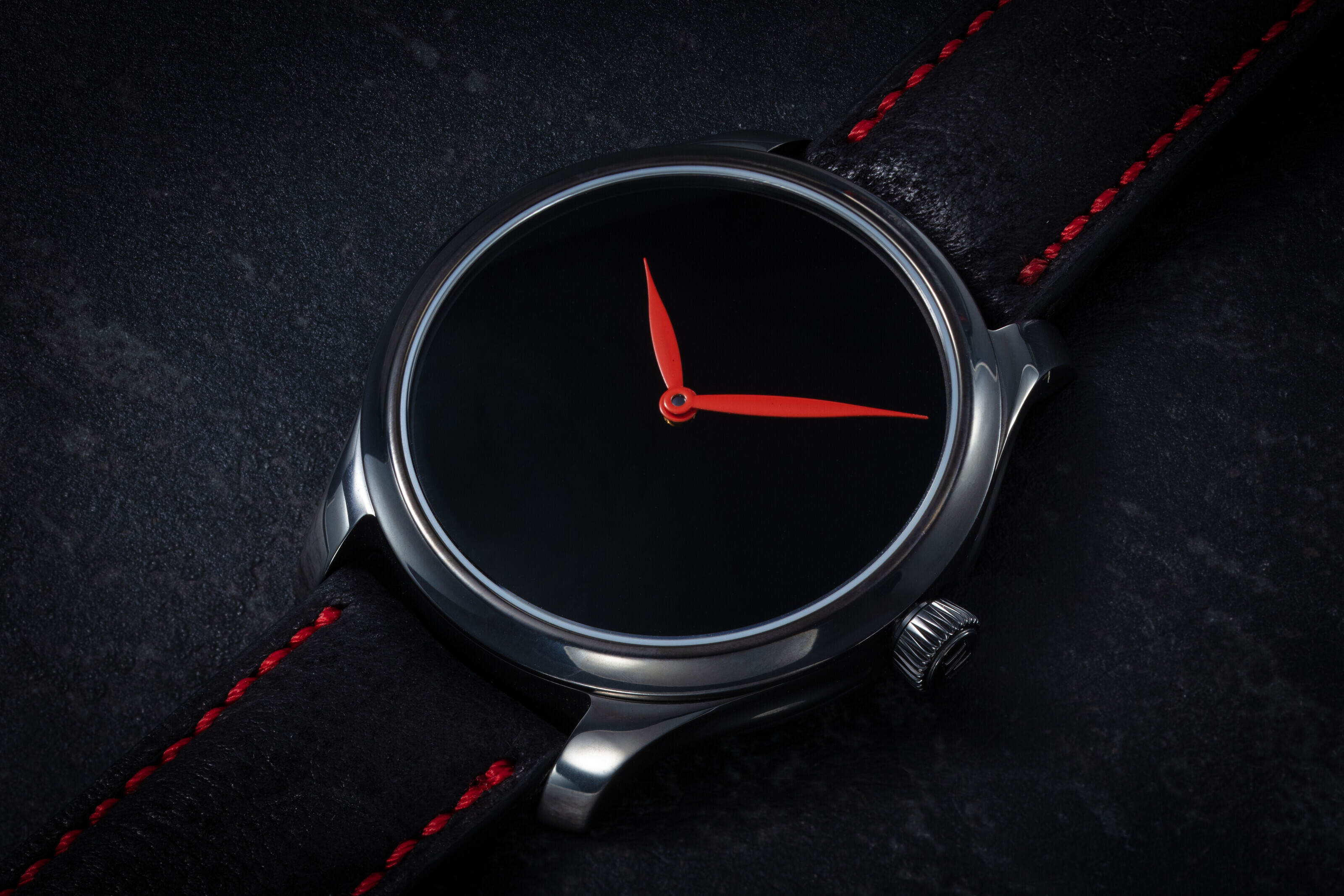 H. MOSER & CIE 'EL DIABLO', A UNIQUE AND ATTRACTIVE STEEL