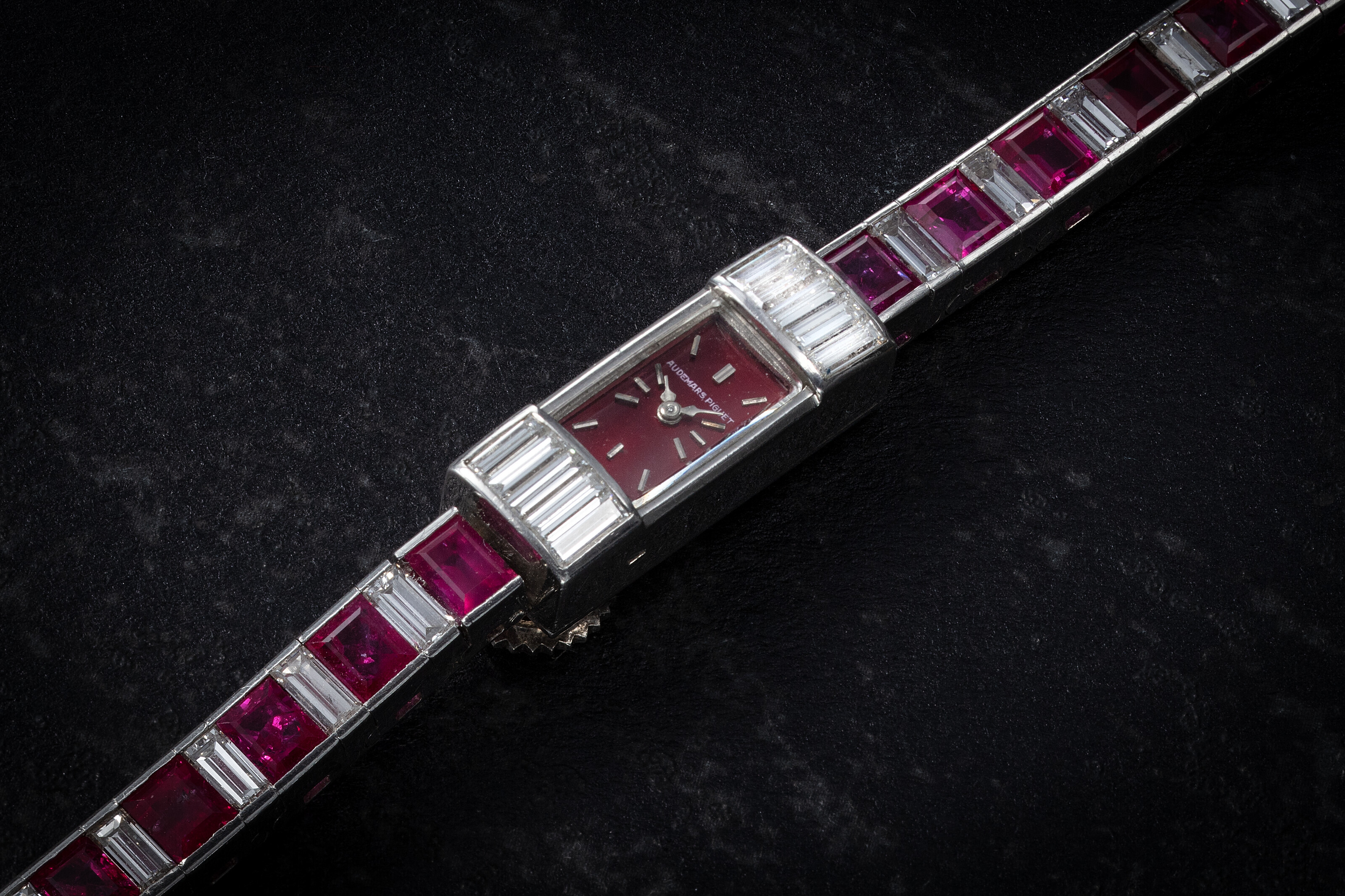 【非売品】Audemars Piguet キーリング フロステッド フィルム付 AUDEMARS PIGUET, REF. 5988PT, A RARE PLATINUM AND DIAMOND-SET