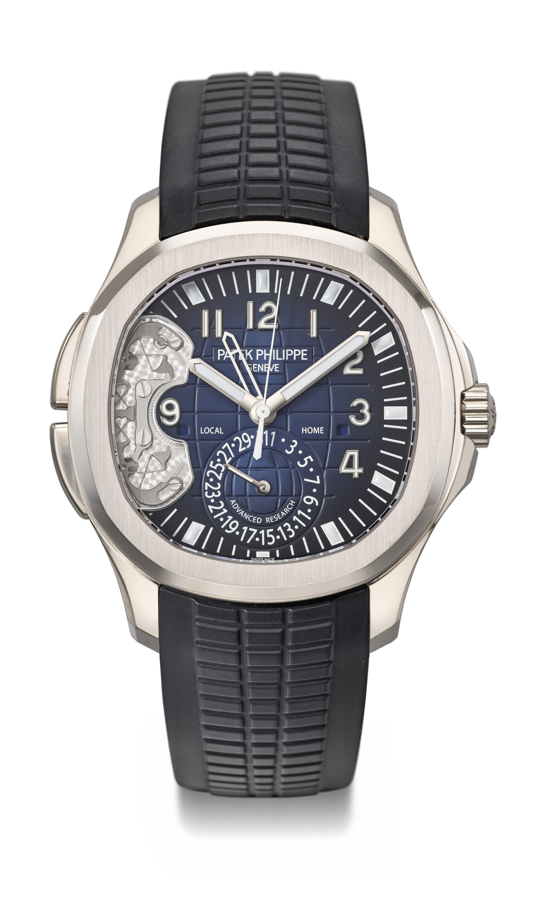 PATEK PHILIPPE. AN ATTRACTIVE STAINLESS STEEL AUTOMATIC WRISTWATCH