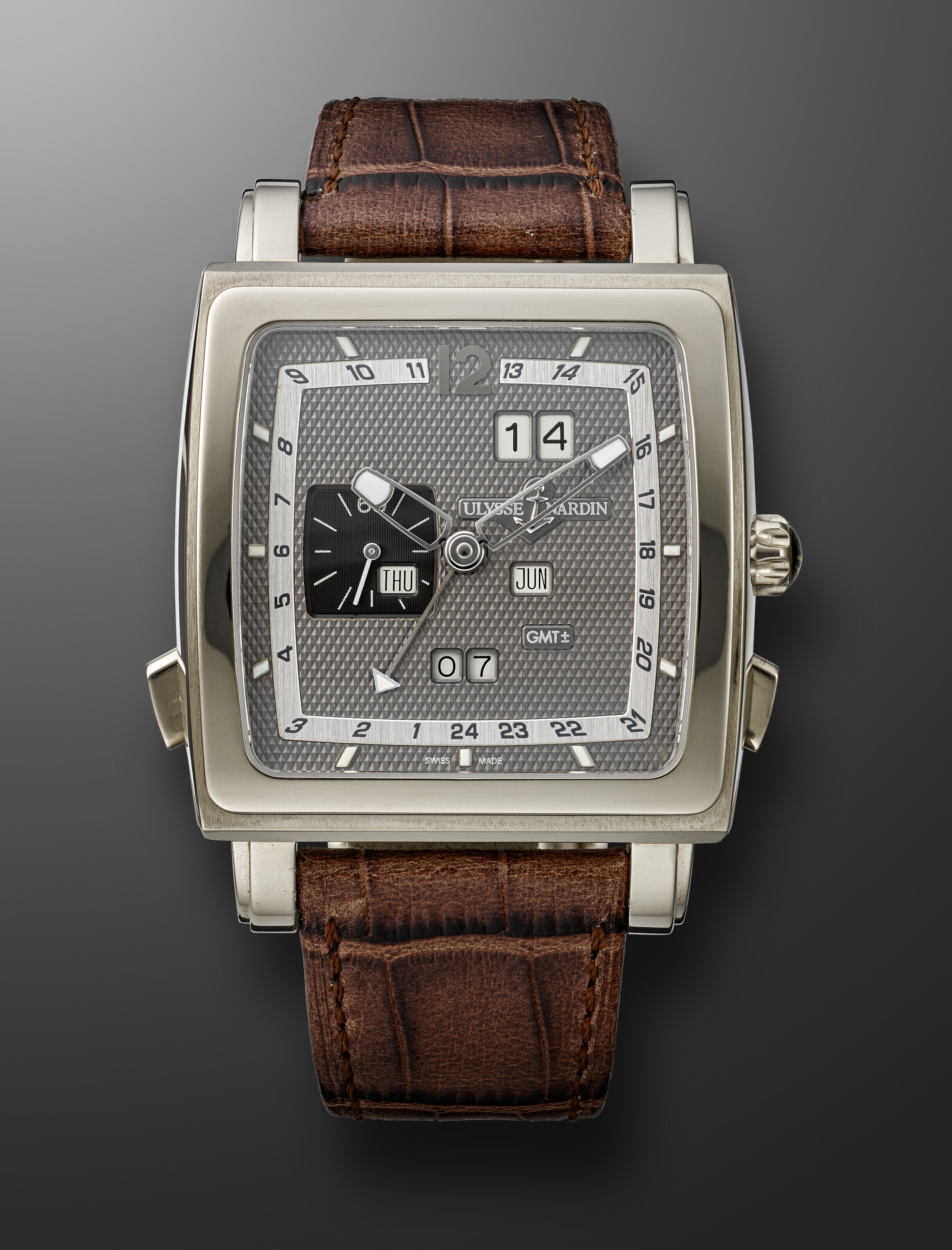 ULYSSE NARDIN, WHITE GOLD PERPETUAL CALENDAR GMT 'QUADRATO', REF. 320