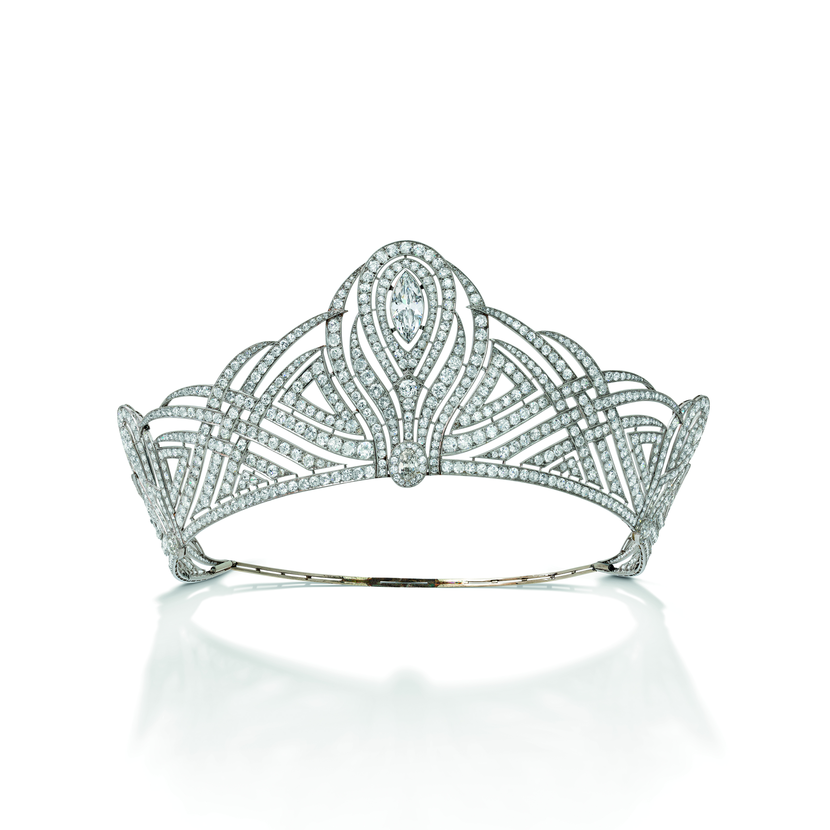 The Bessborough diamond tiara by Chaumet. Sold for CHF945,000 on 17 May 2023 at Christie’s in Geneva