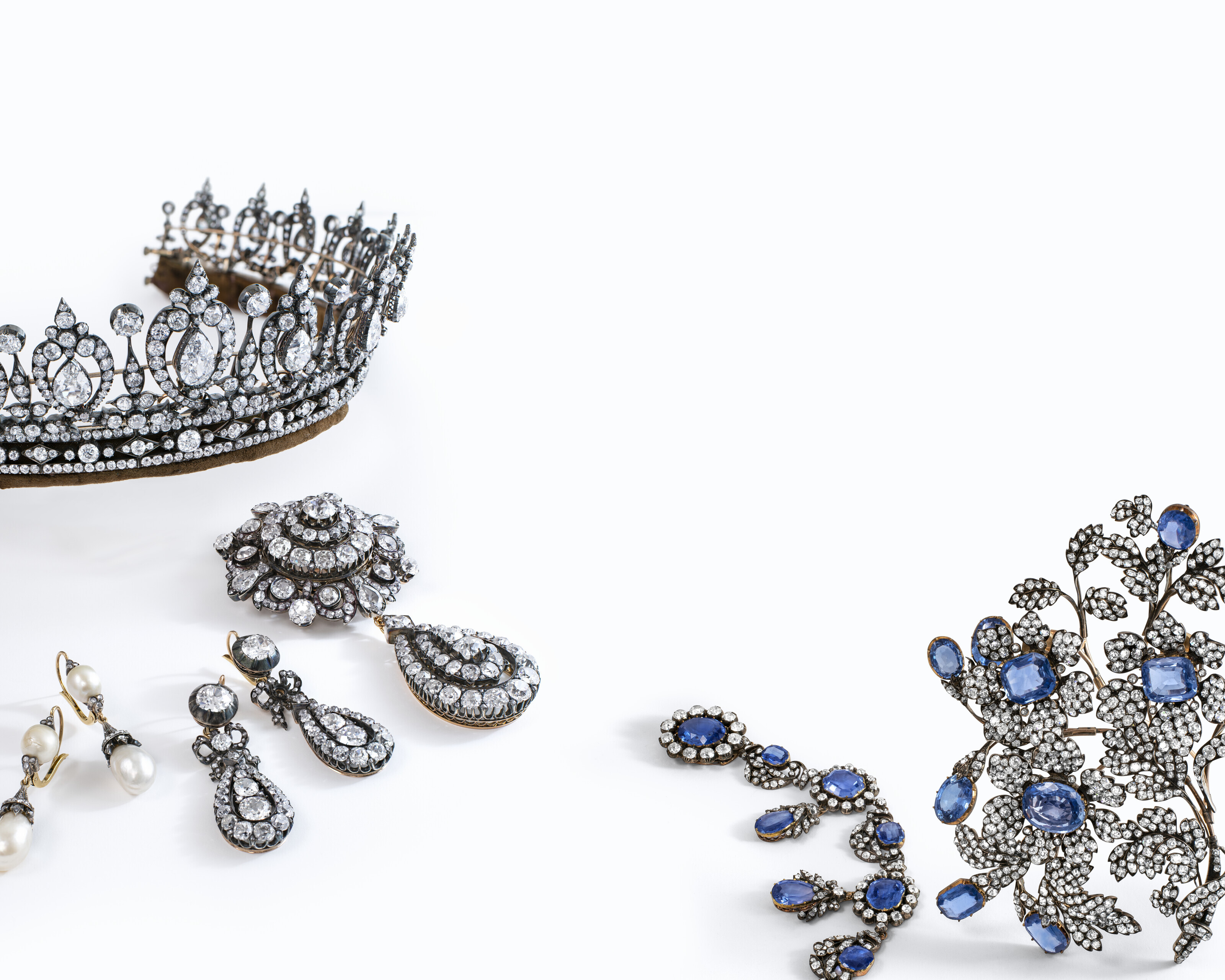 THE W RTTEMBERG DIAMOND JEWELSIMPRESSIVE 19TH CENTURY SUITE OF