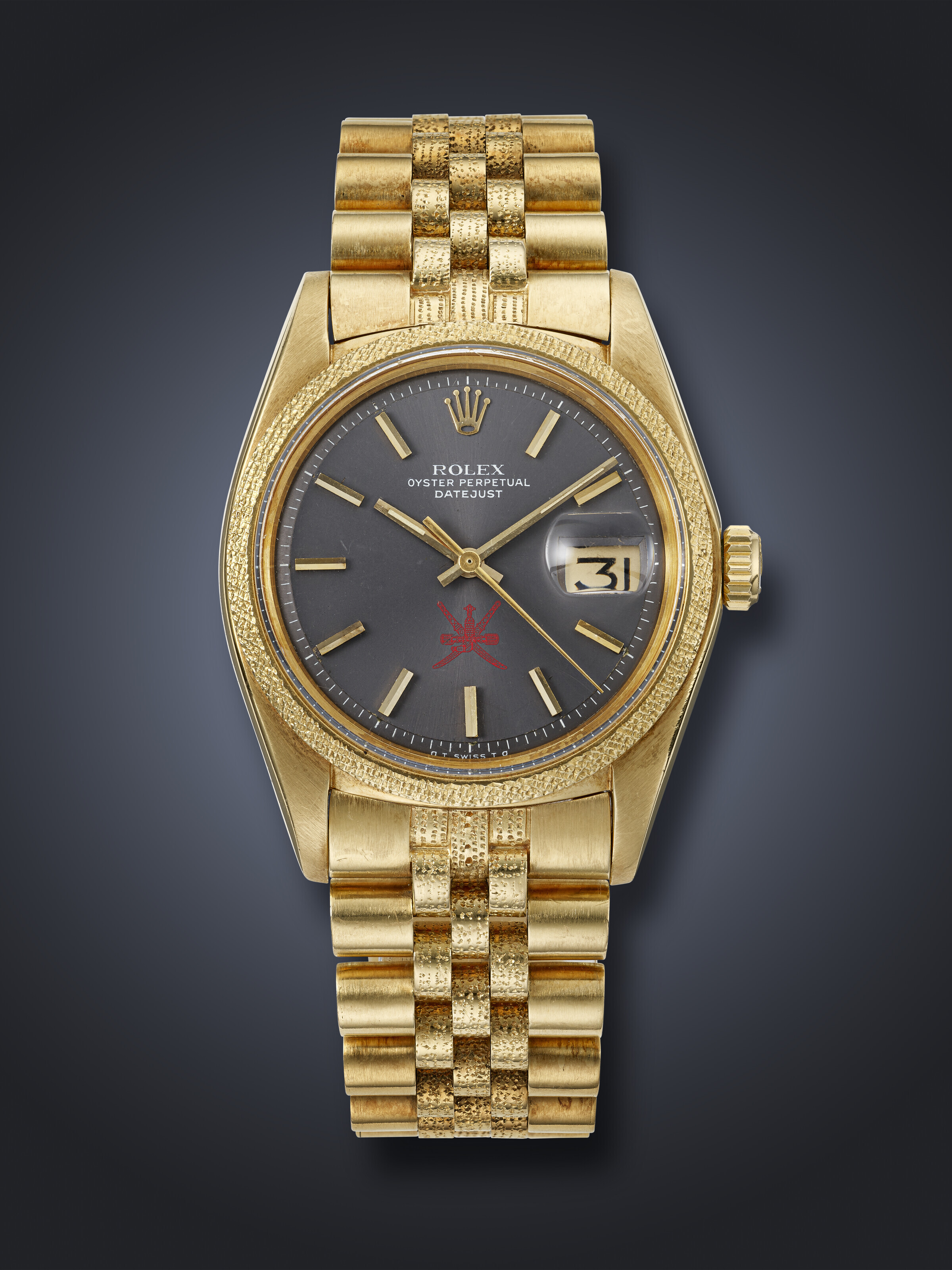 ROLEX ロレックス　真鍮製サイン　 超希少品 ROLEX, RARE YELLOW GOLD 'DAY-DATE', WITH RED KHANJAR SYMBOL, REF