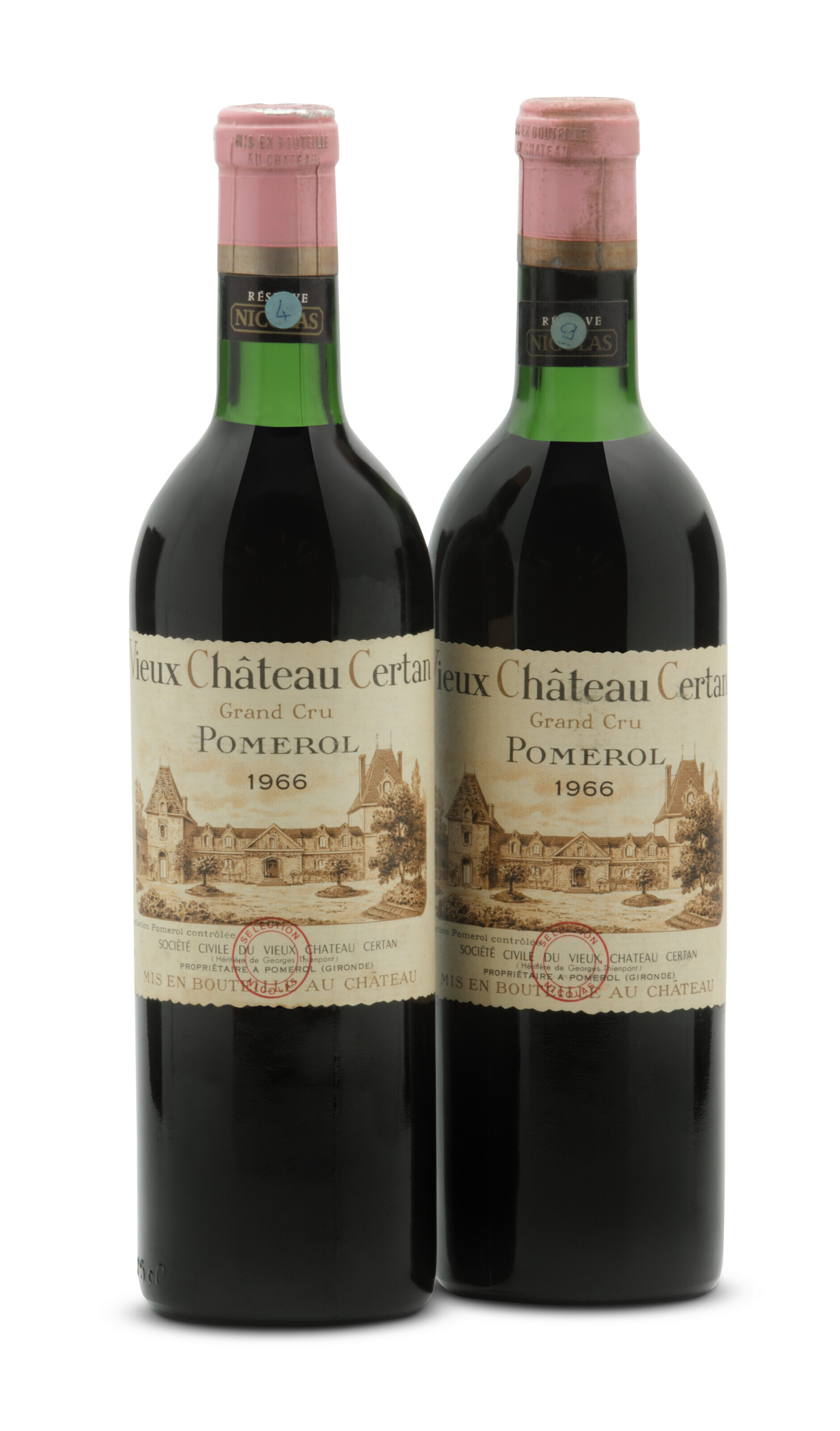 Vieux-Château-Certan 1966，1組8瓶。估價：12,000-17,000港元。此拍品將於2023年11月24日在佳士得香港A. Botenga醫生珍藏名酒：六十載收藏之旅第一部份拍賣中呈獻