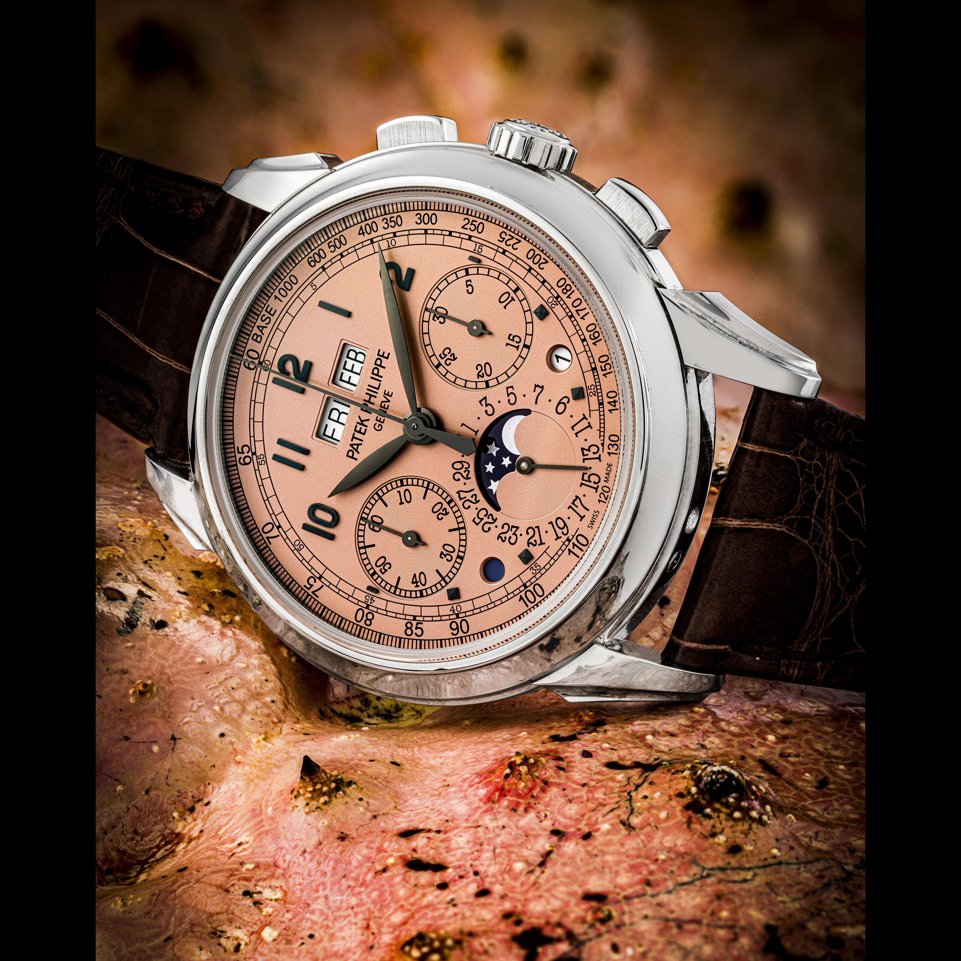 PATEK PHILIPPE. A VERY RARE 18K WHITE GOLD LIMITED EDITION