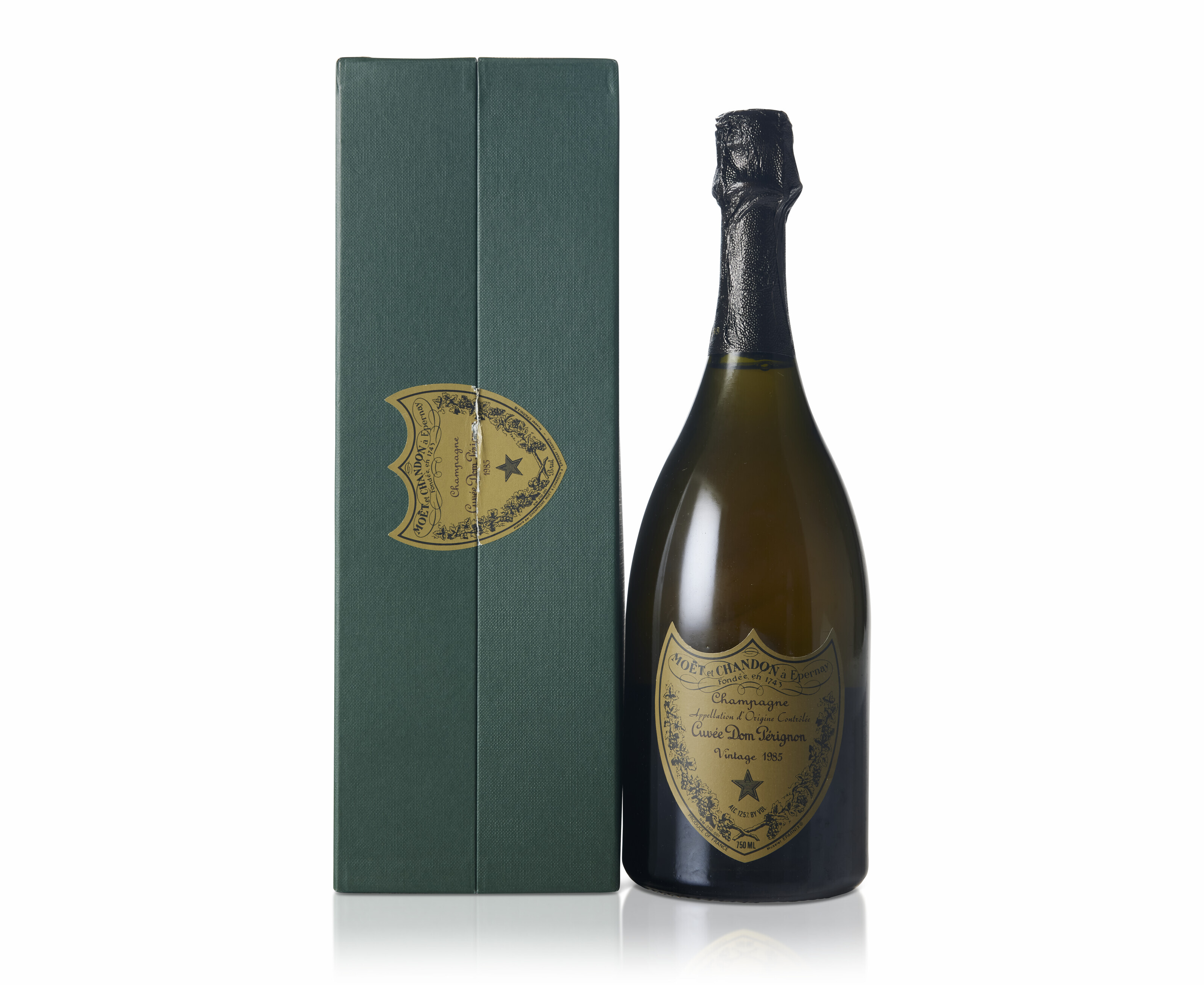 Dom Pérignon Rosé 1982, EpernayLevels 1.5cms below foil or