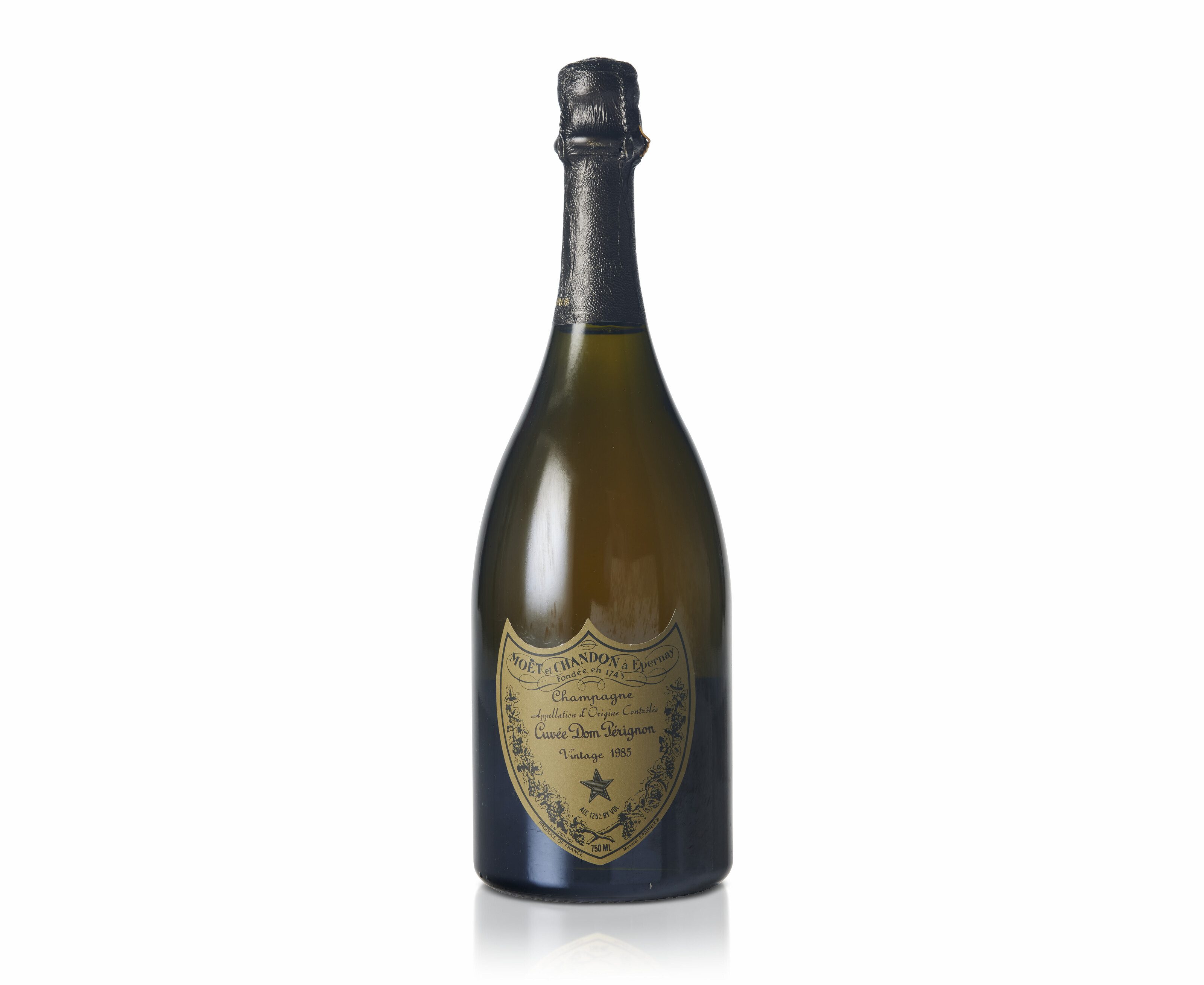 Dom Pérignon Rosé 1982, EpernayLevels 1.5cms below foil or