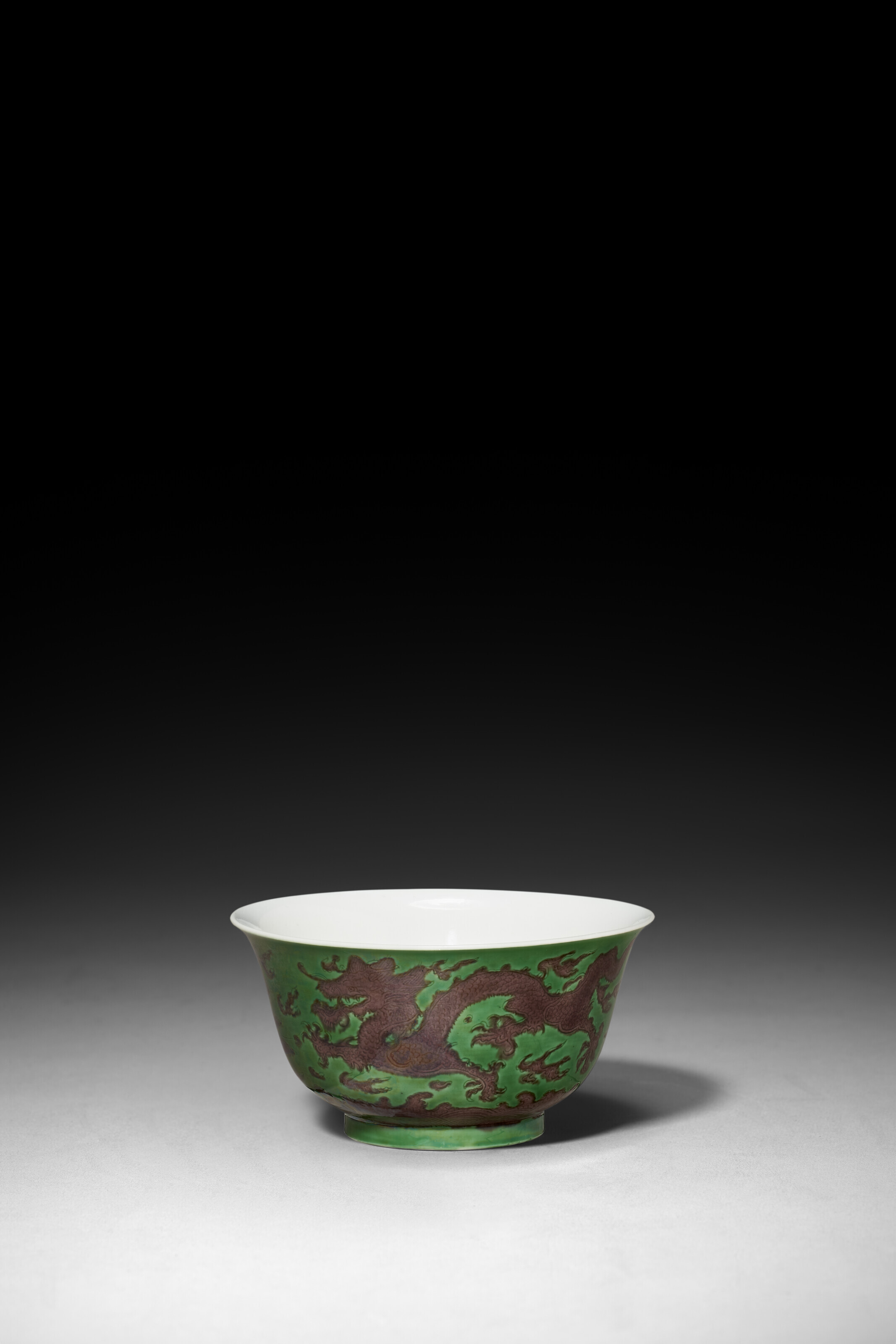 清康熙郎窑红釉观音瓶, KANGXI PERIOD (1662-1722) | Christie