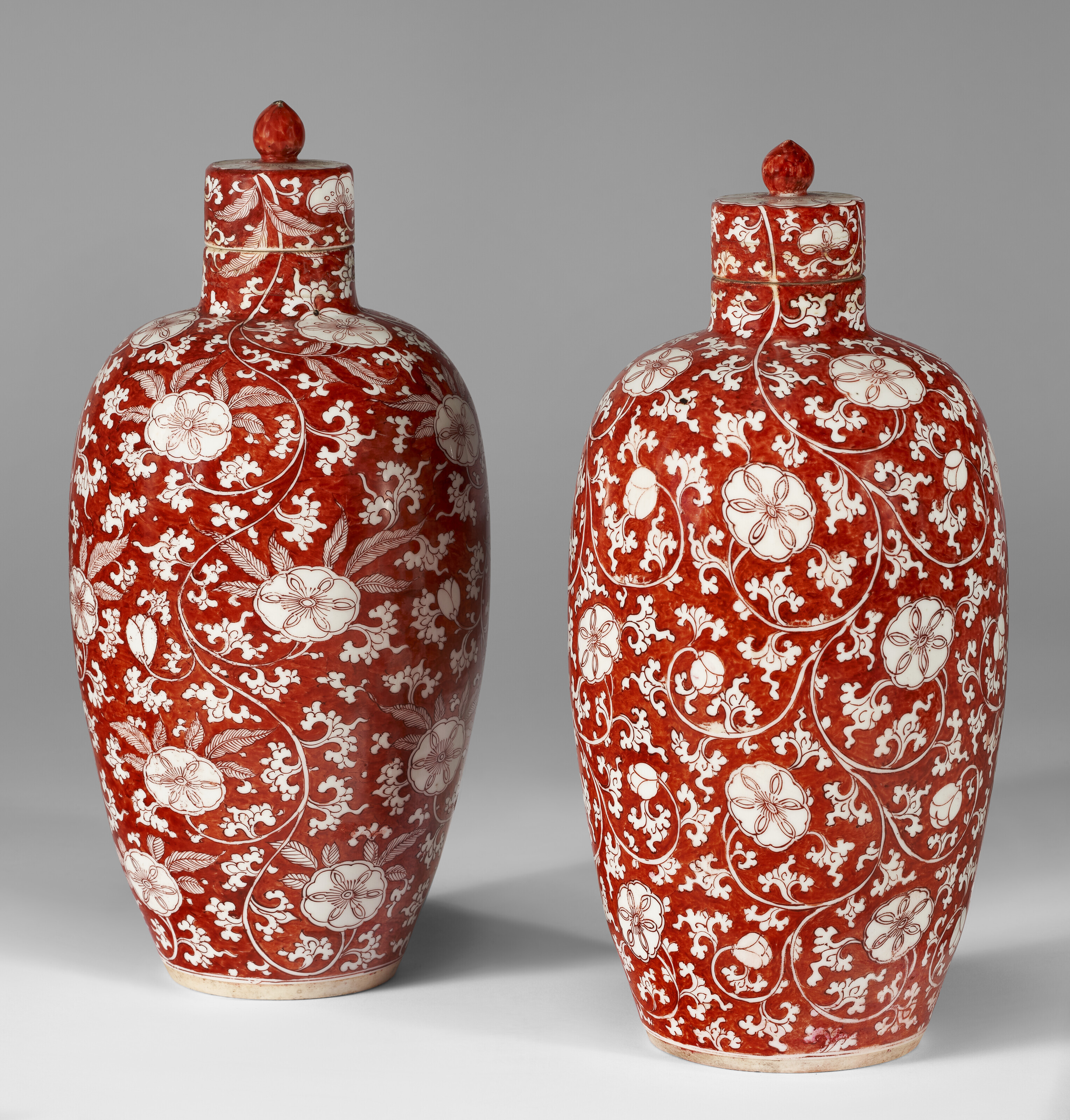 A SMALL COPPER-RED-GLAZED VASE, MEIPING, 18TH CENTURY | Christie's