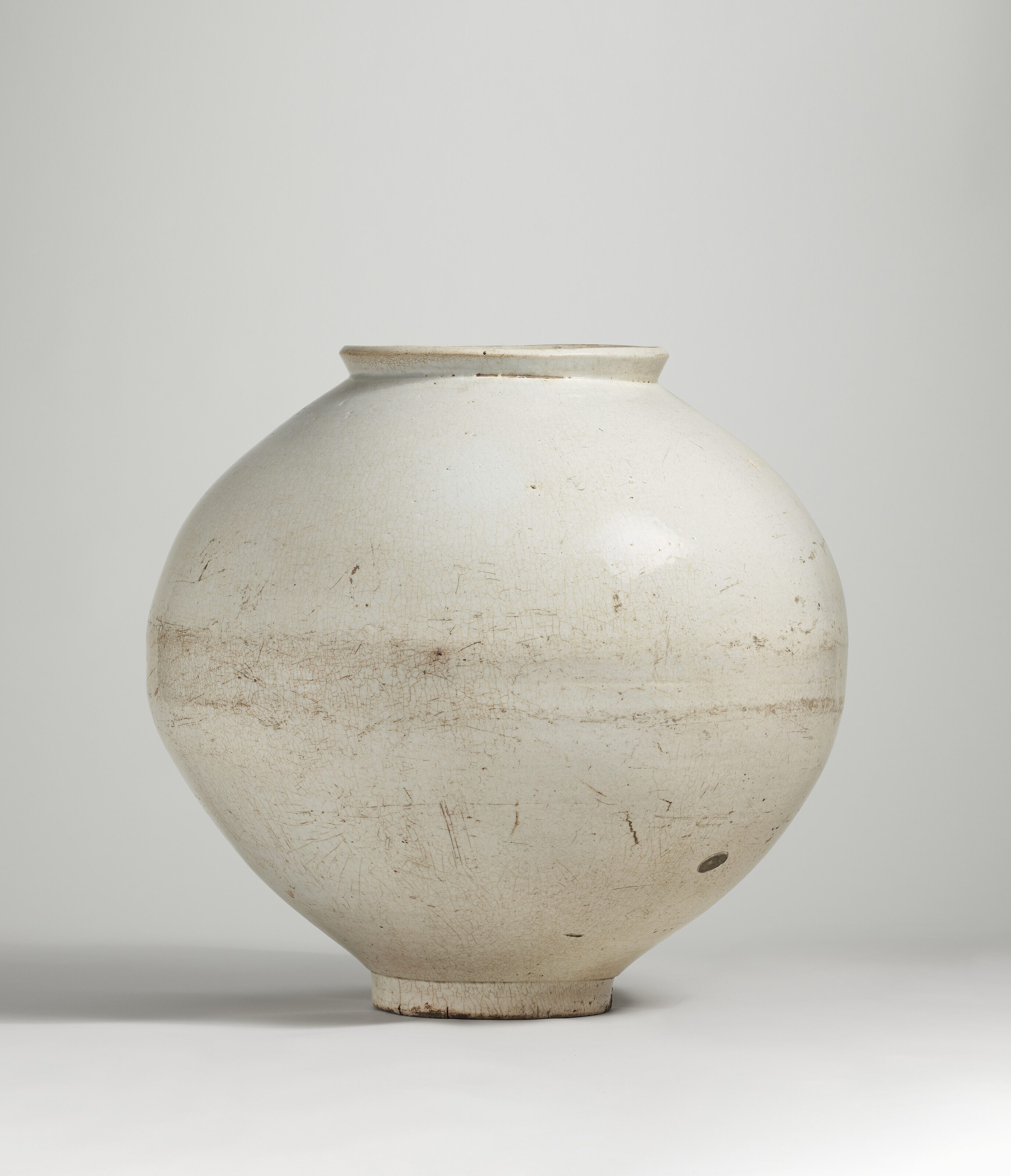 Joseon dynasty, an important white porcelain moon jar, 18th century. 17&frac34; in (45.1 cm) high. Sold for $4,560,000 on 21 March 2023 at Christie's in New York