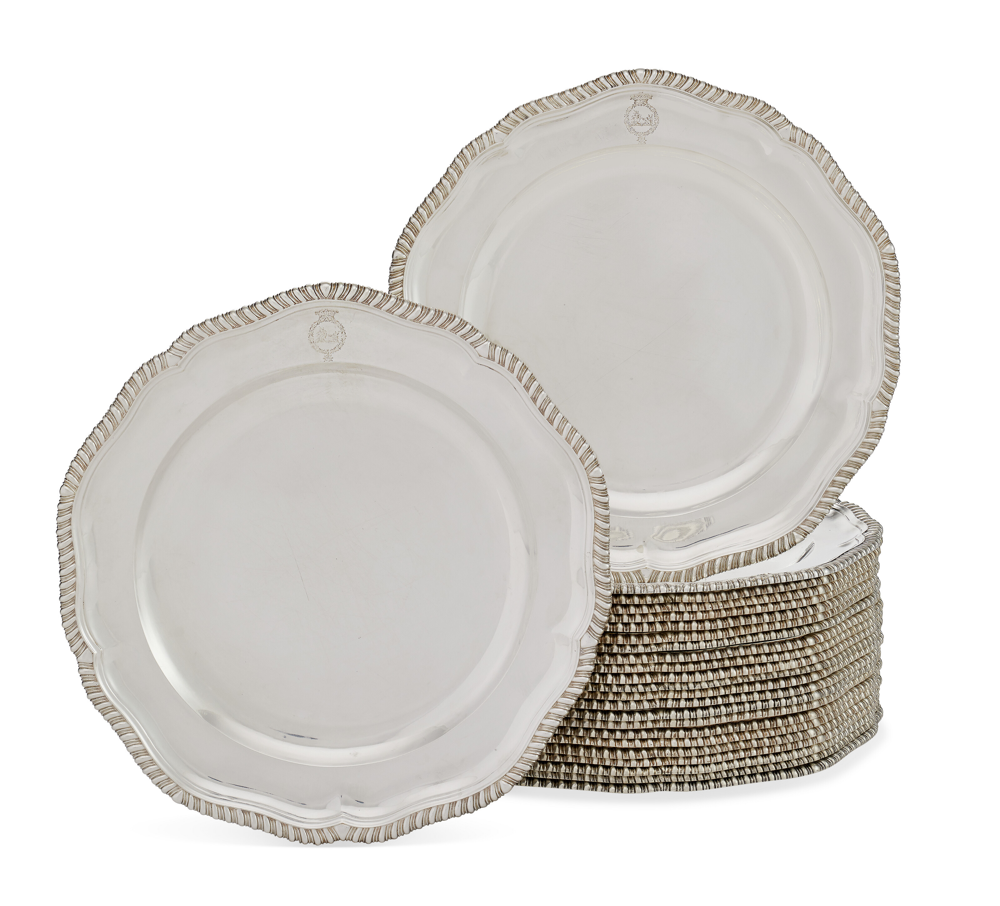 A SET OF TWENTYFOUR VICTORIAN SILVER DINNER PLATES, MARK OF ROBERT