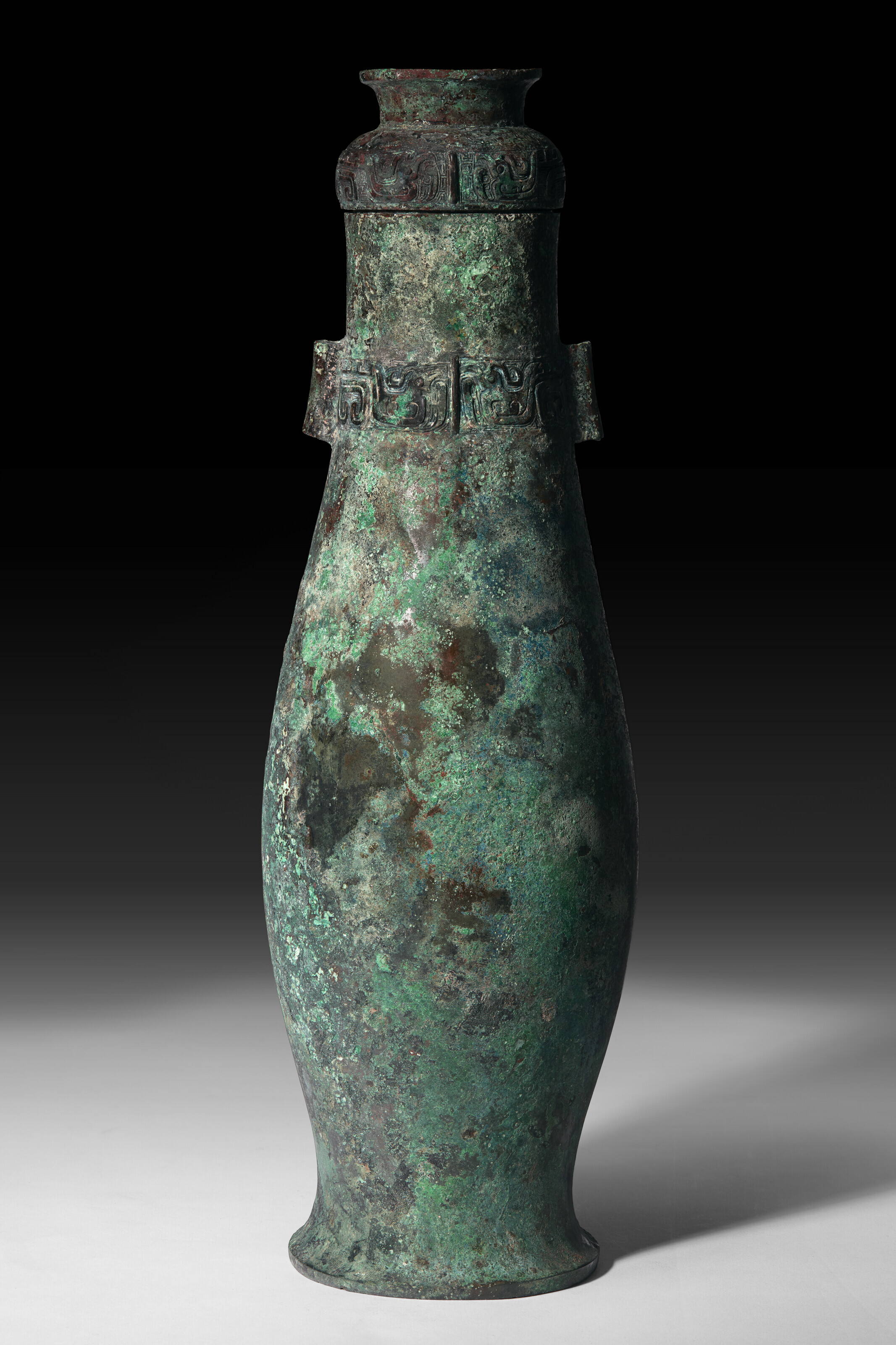 清光緒大雅齋紫地粉彩花鳥紋瓶礬紅「永慶長春」楷書款, GUANGXU PERIOD