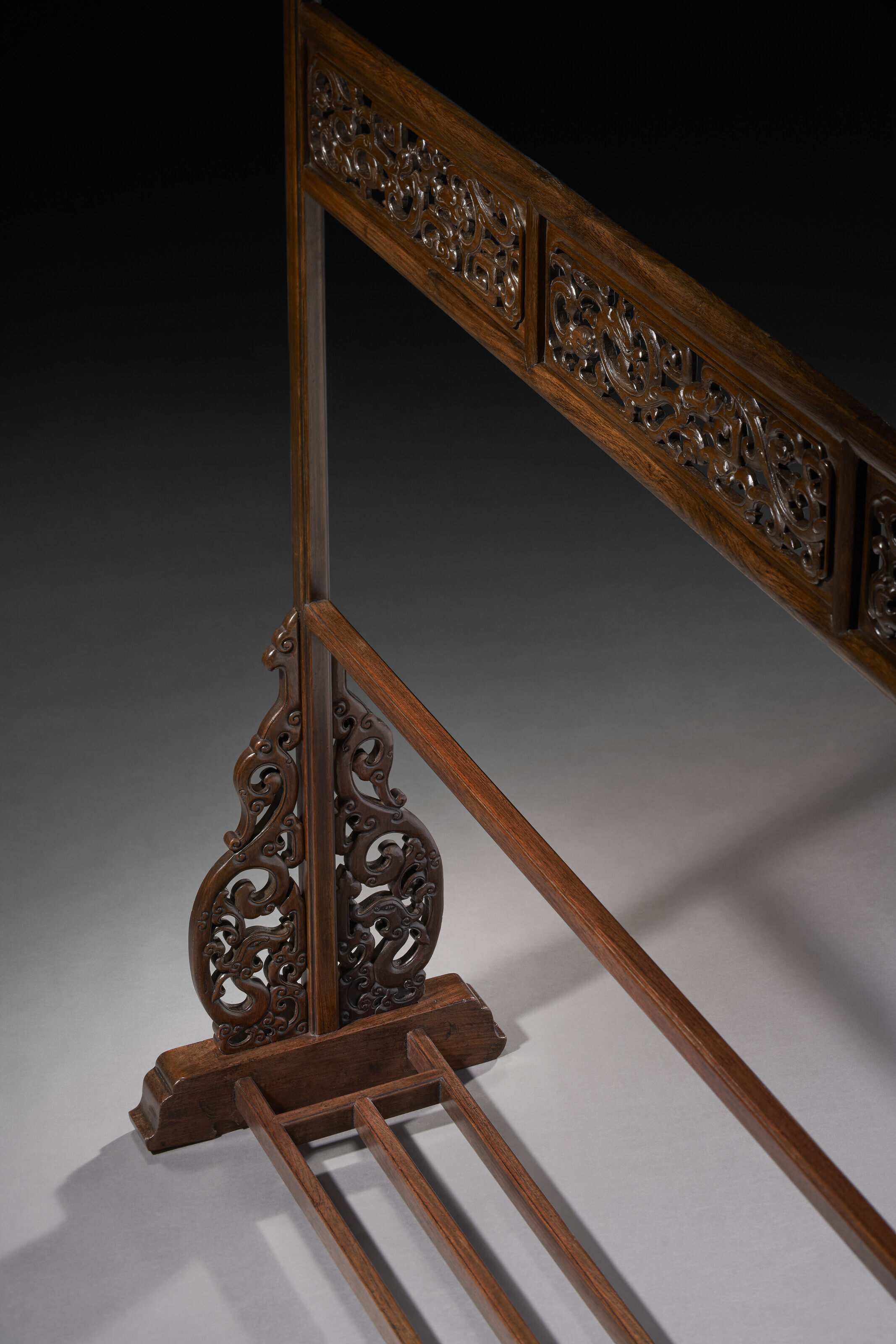 Chinese Garment Rack