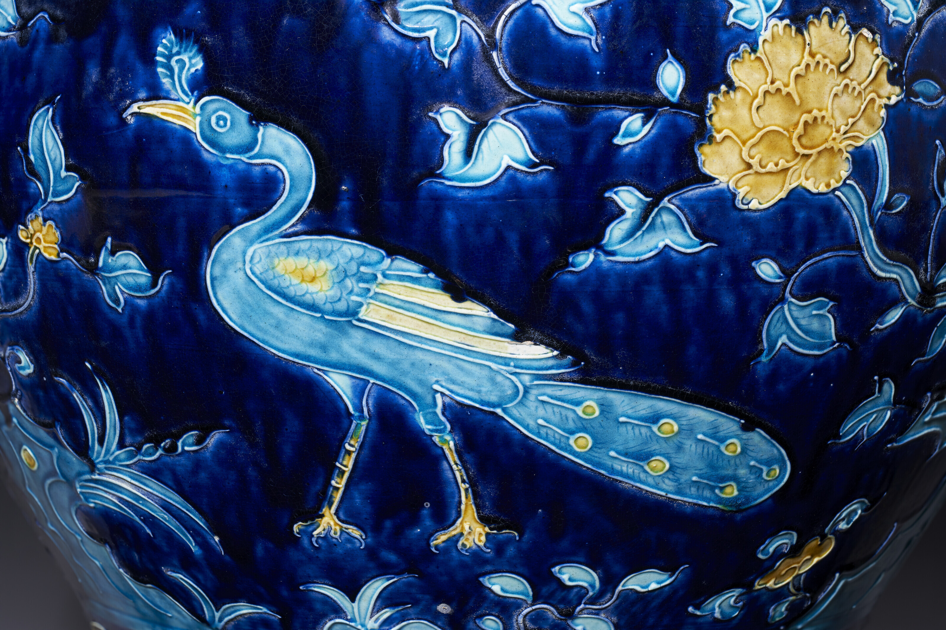 A LARGE AND VERY RARE FAHUA 'PEACOCK' JAR, HONGZHI PERIOD (1488