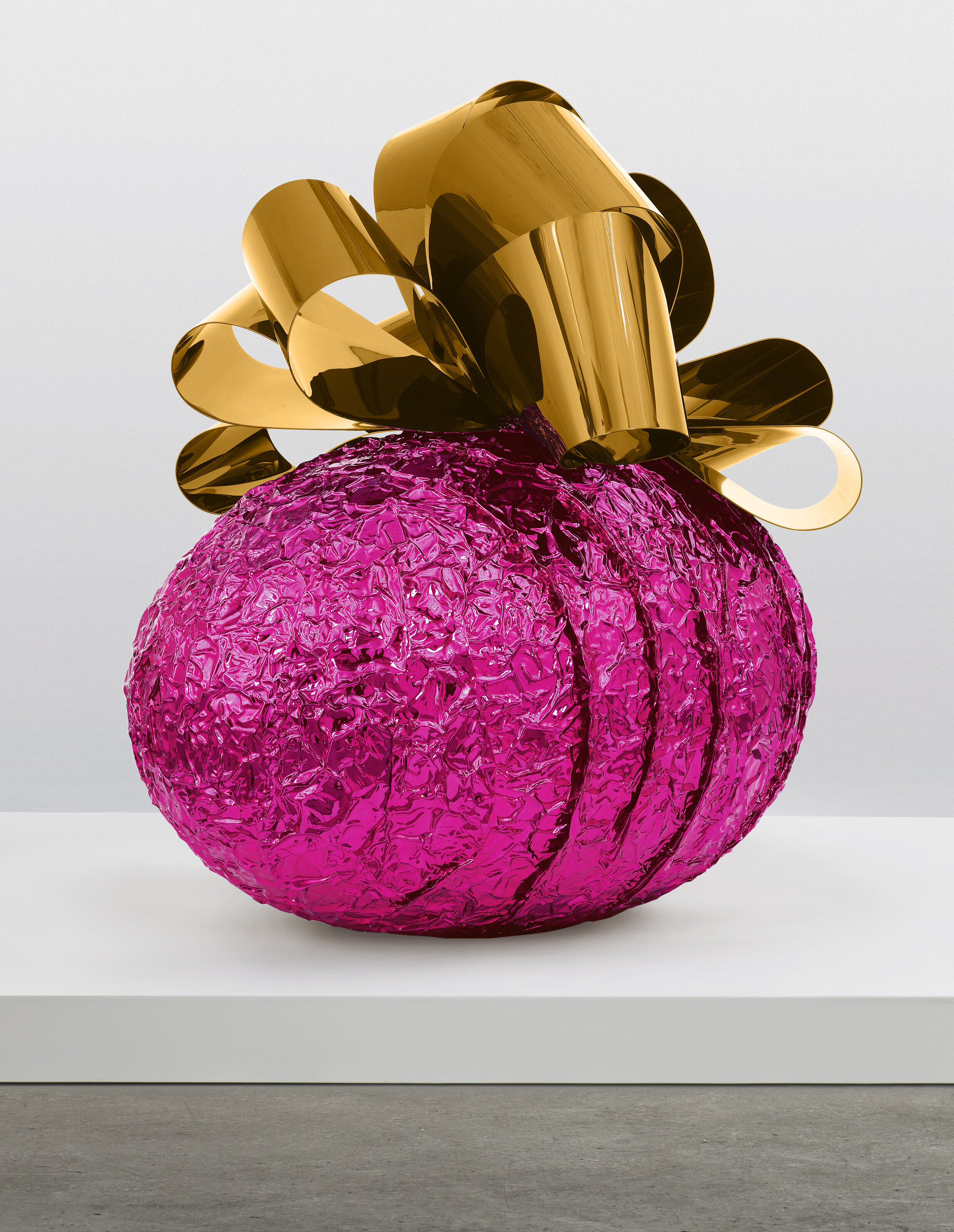 g's hako様　高品質　カーネリアン桜瑪瑙　スフィア　花　ピンクカーネリアン JEFF KOONS (B. 1955), Baroque Egg with Bow (Pink/Gold) | Christie's