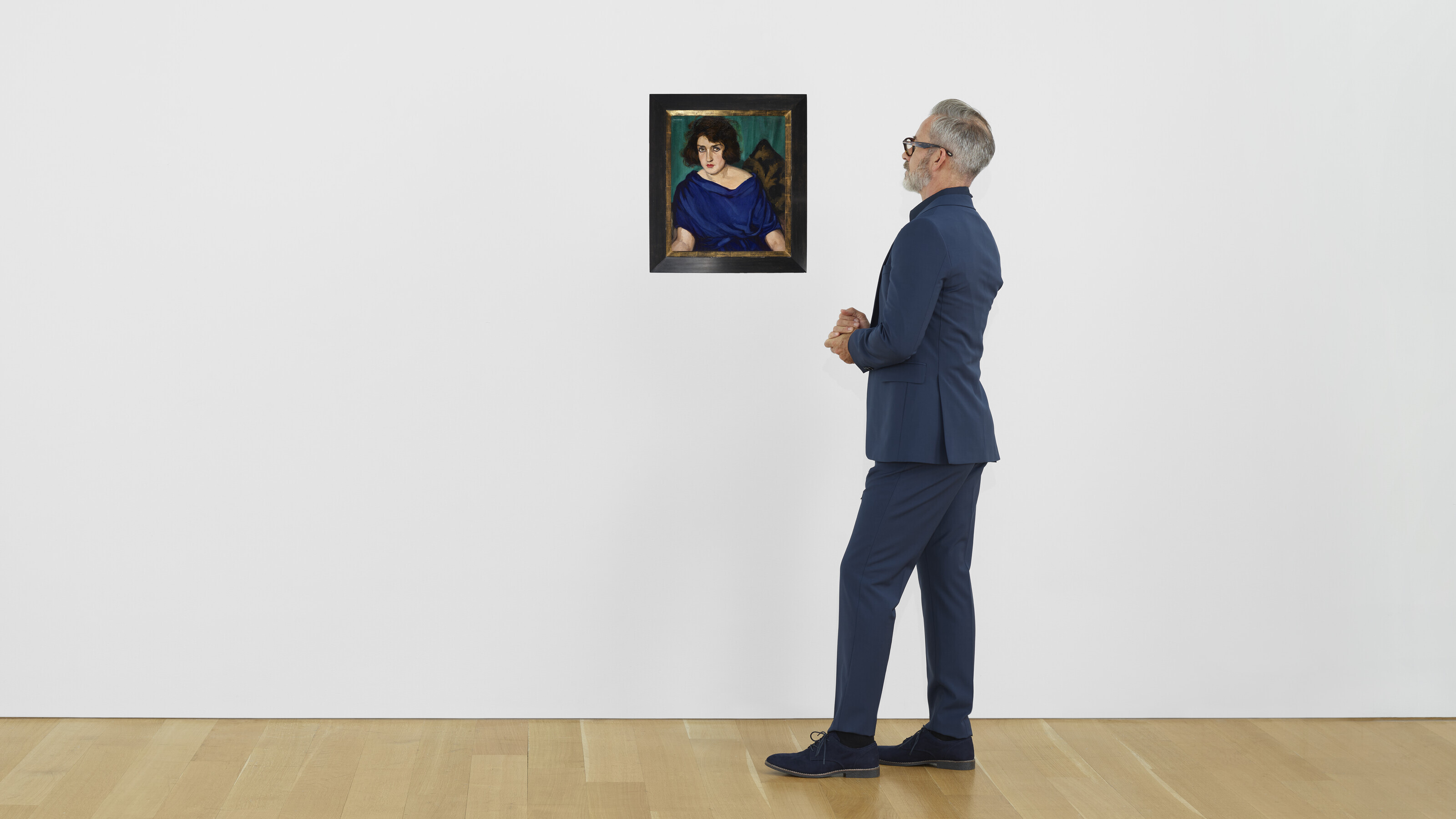 Femme à la robe bleue