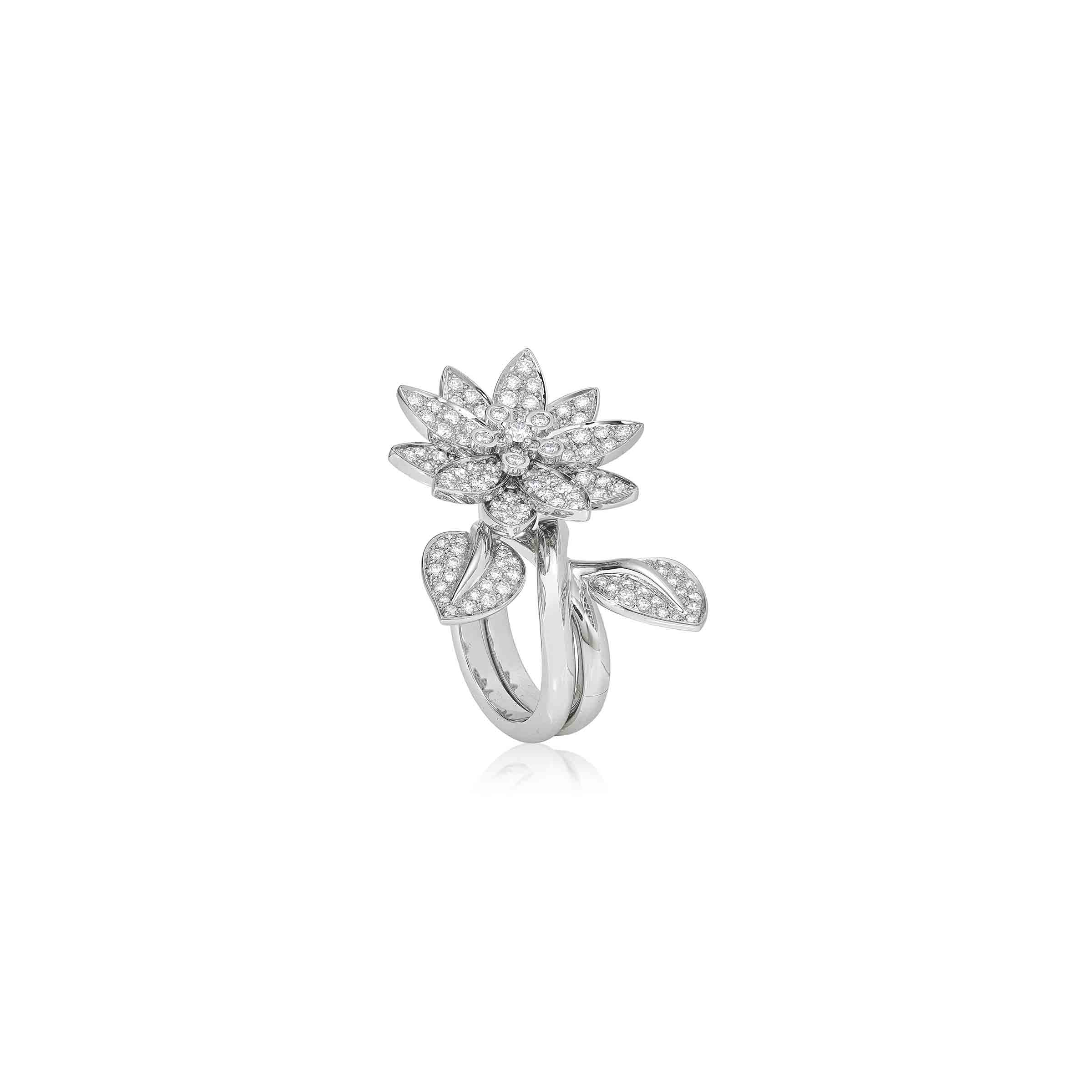 Diamond Lotus Between Lotus Ring Van Cleef Arpels VAN CLEEF ARPELS
