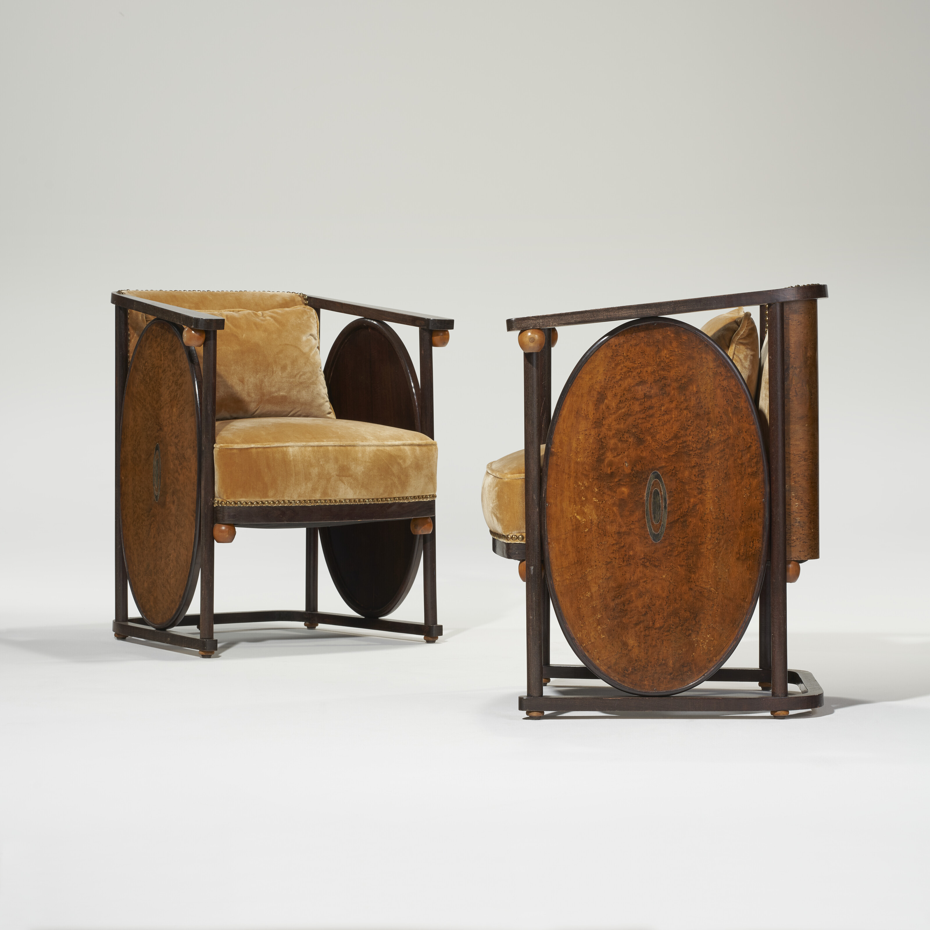 GEORGE NAKASHIMA (1905-1990), Spindle Sofa, Model No. 250