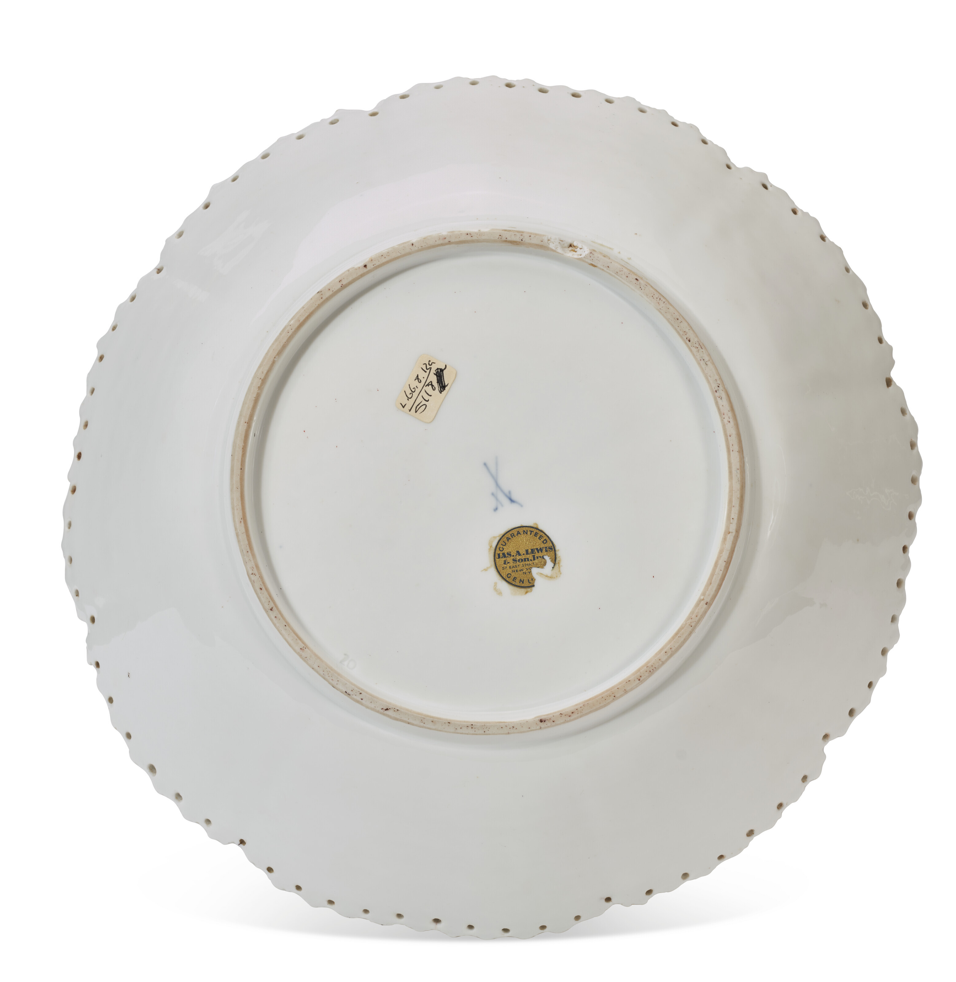 A PAIR OF MEISSEN PORCELAIN SHALLOW BOWLS FROM THE TSARINA