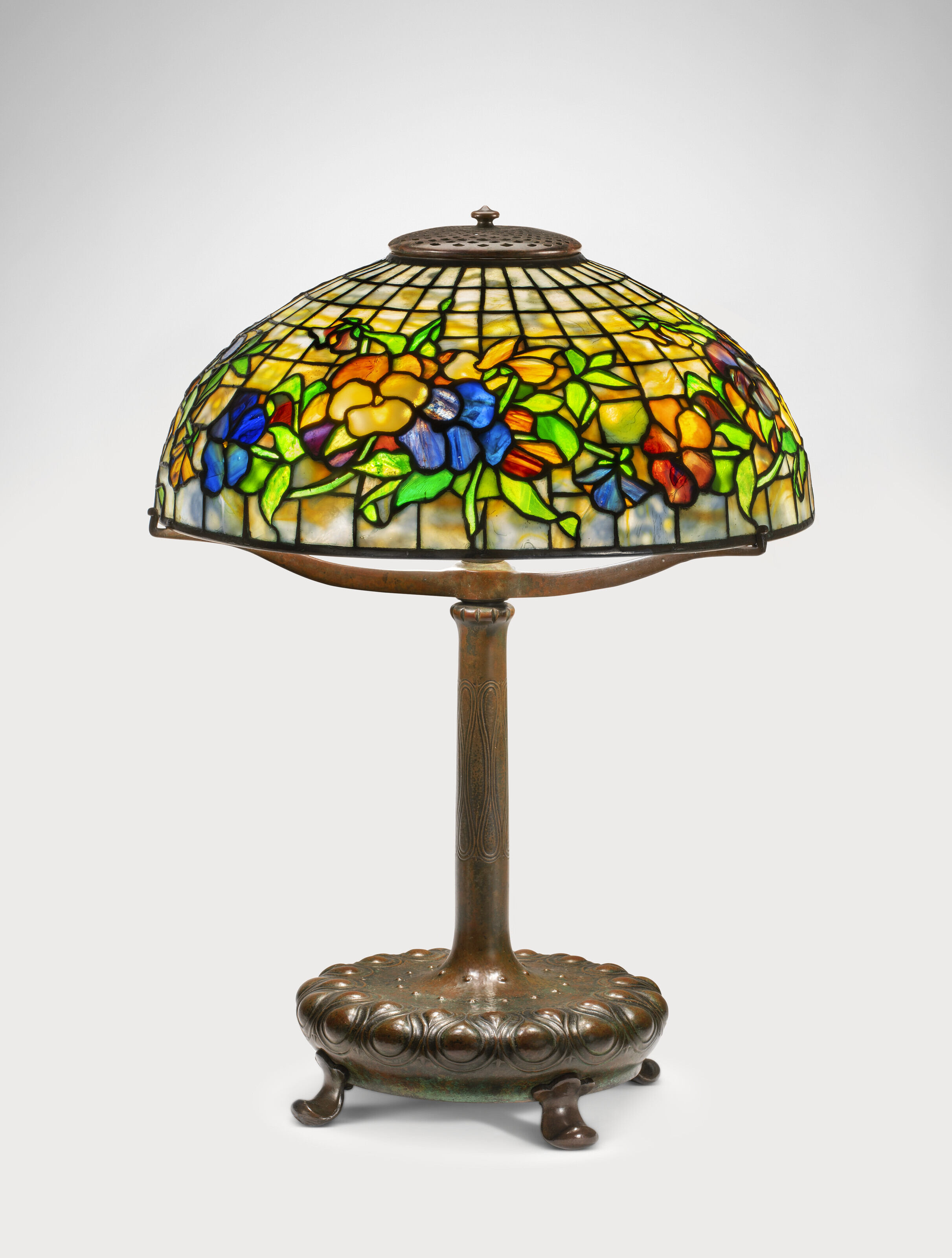 Azalea lamp studio top