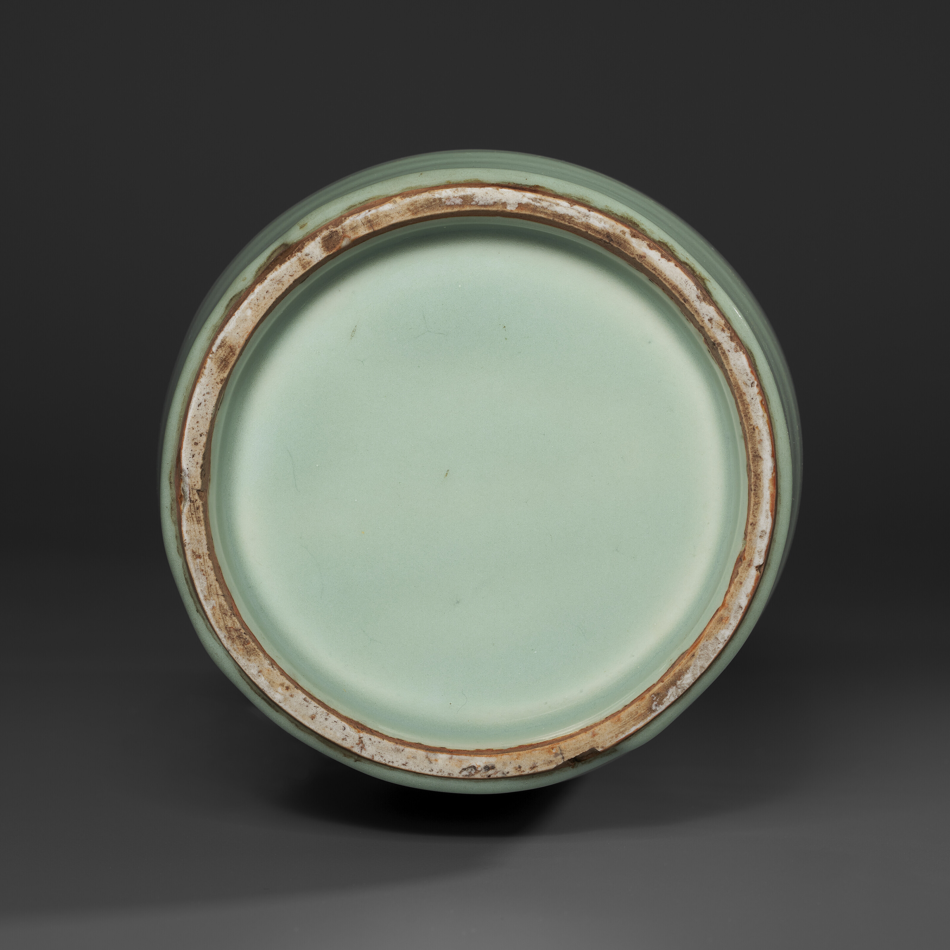 南宋龍泉窯青釉大魚龍耳瓶, SOUTHERN SONG DYNASTY (1127-1279