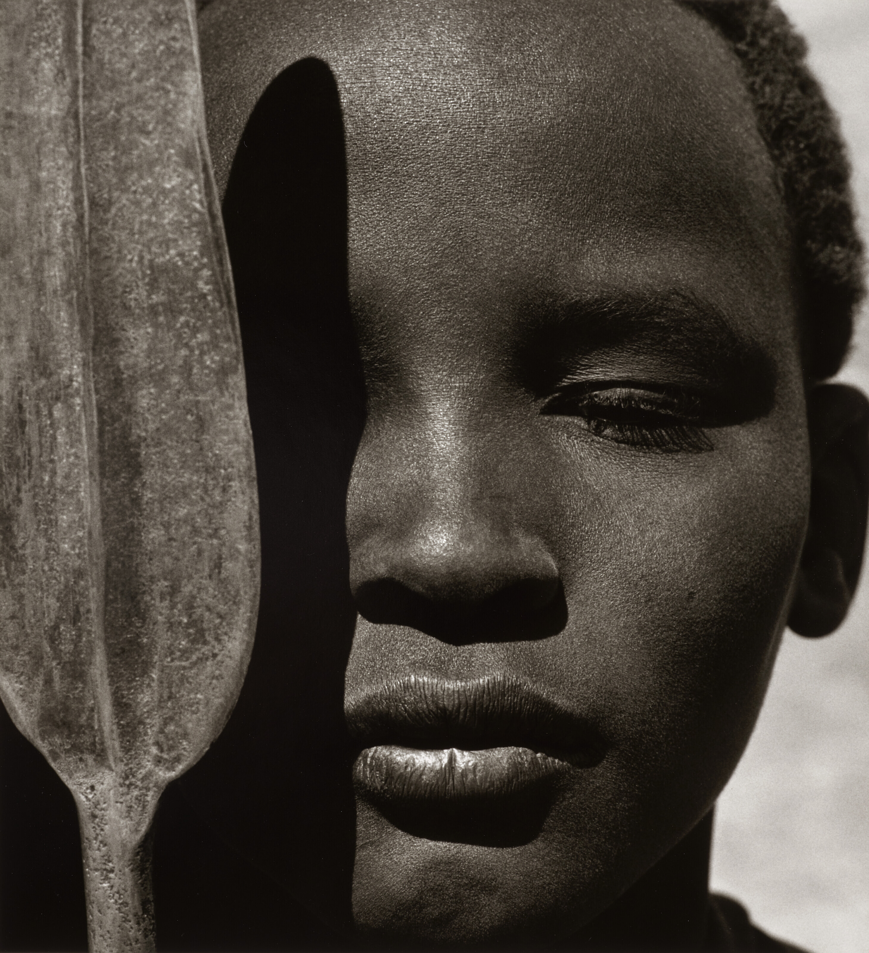 herb-ritts-1952-2002-loriki-with-spear-africa-1993-christie-s