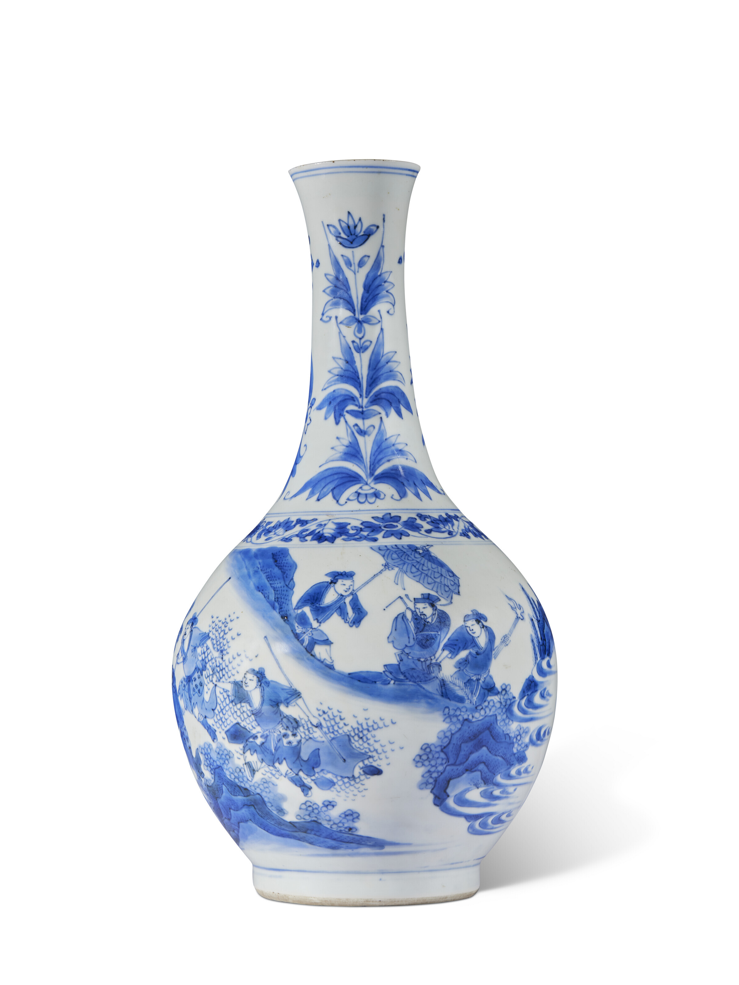 A BLUE AND WHITE 'WINGED DRAGON' DISH, CHINA, MING DYNASTY