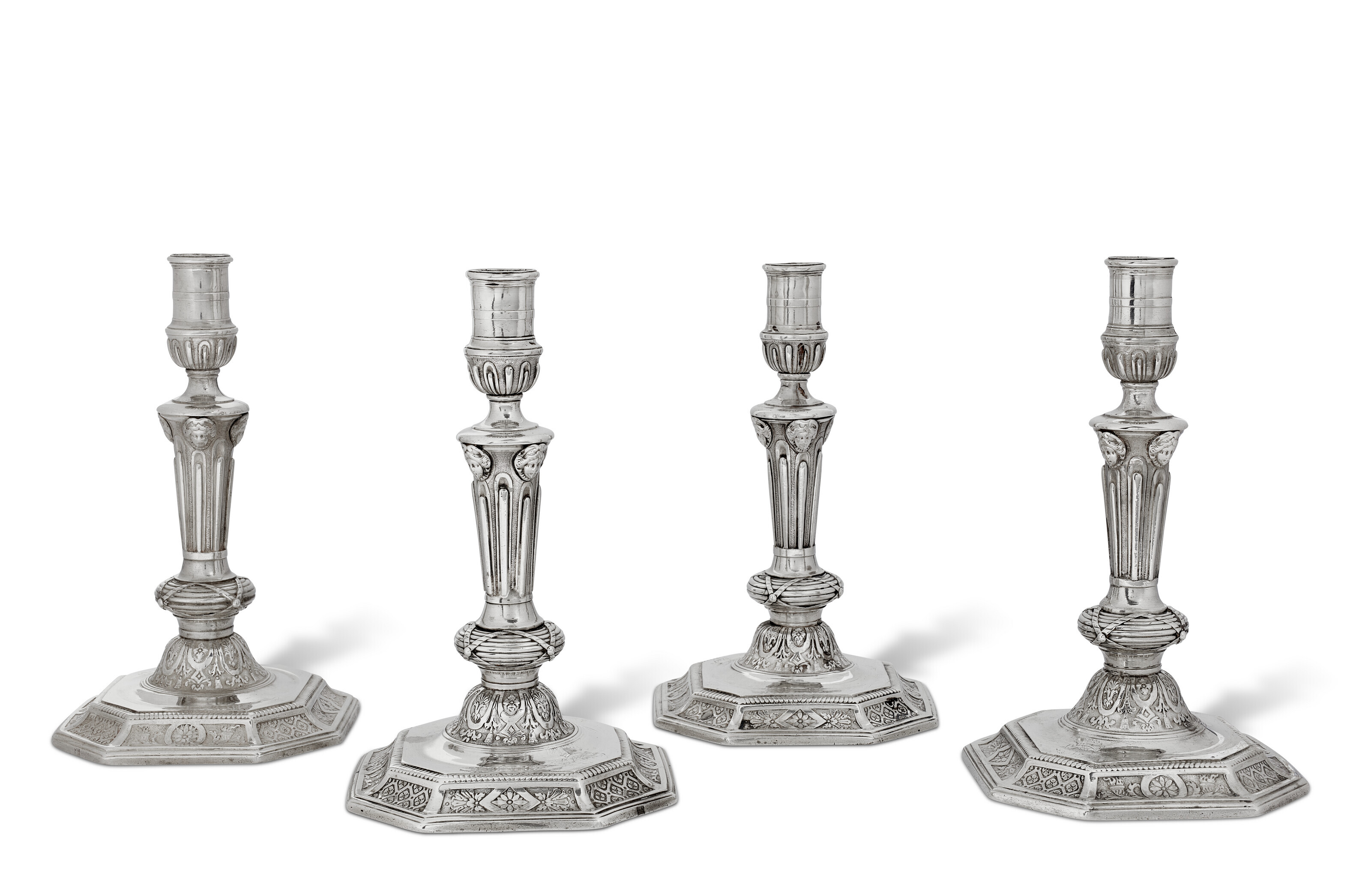 ensemble-de-quatre-flambeaux-en-argent-d-poque-r-gence-paris-1717