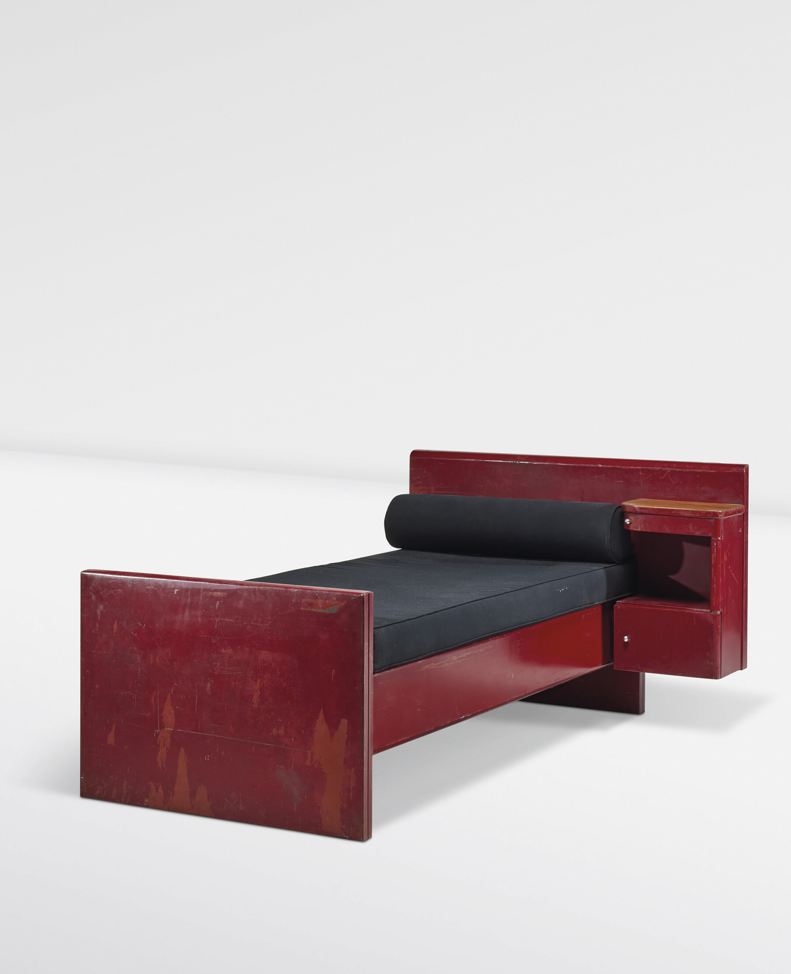 Jean Prouvé : le maître du l JEAN PROUVÉ (1901-1984) POUR JULES LELEU (1883-1961), Lit-divan 'N
