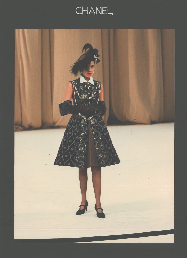 CHANEL PAR KARL LAGERFELD HAUTE COUTURE AUTOMNE HIVER 1988