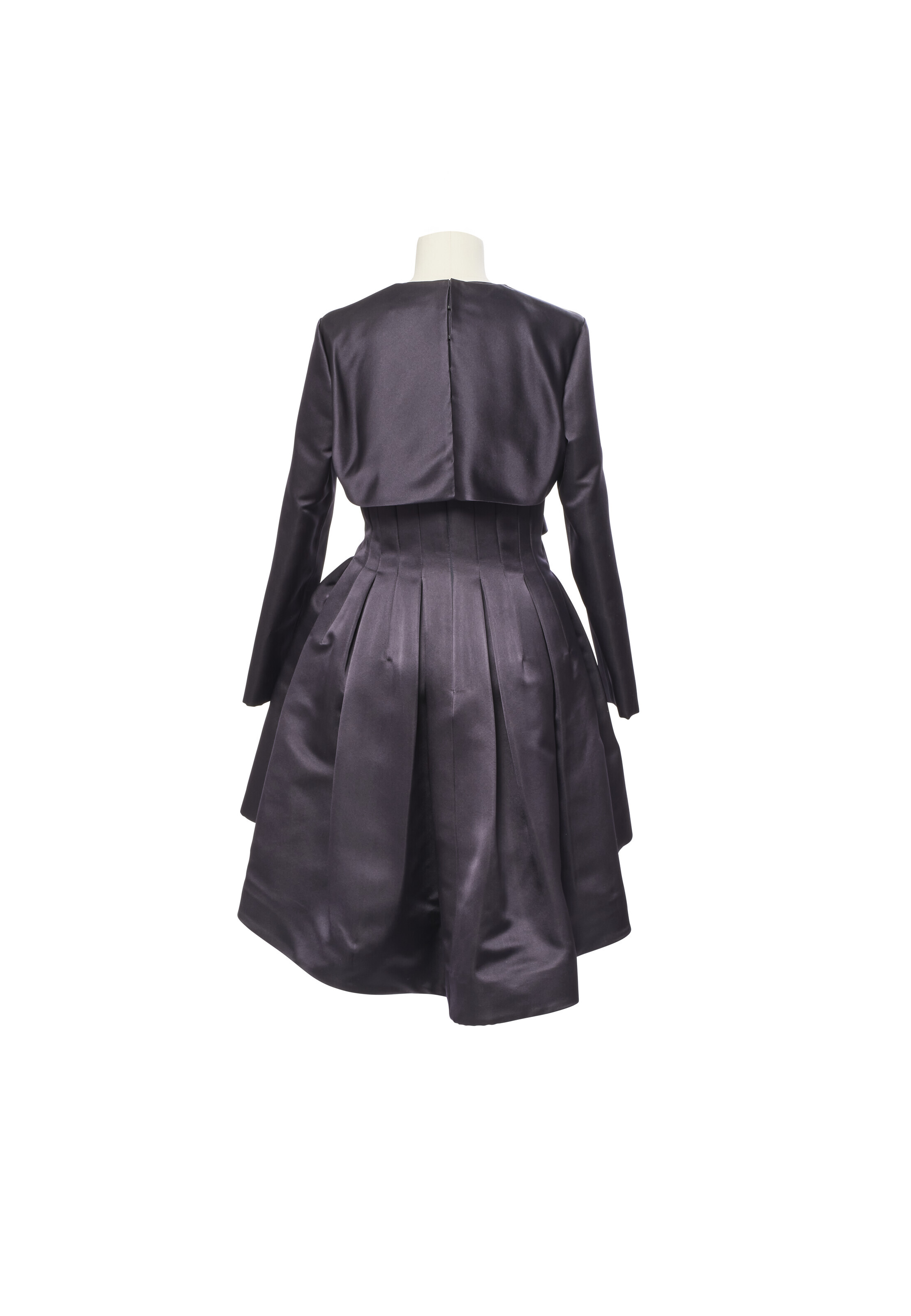 Simons robe clearance